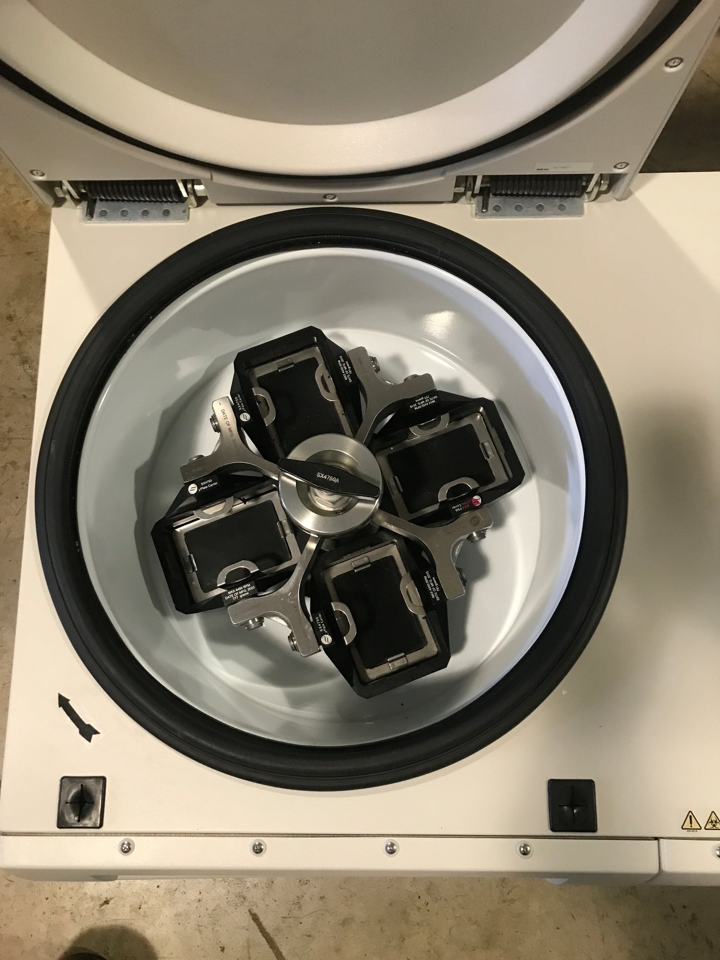 Beckman Coulter Allegra X-14R Refrigerated Centrifuge SX4750 Rotor Buckets Plate Carriers