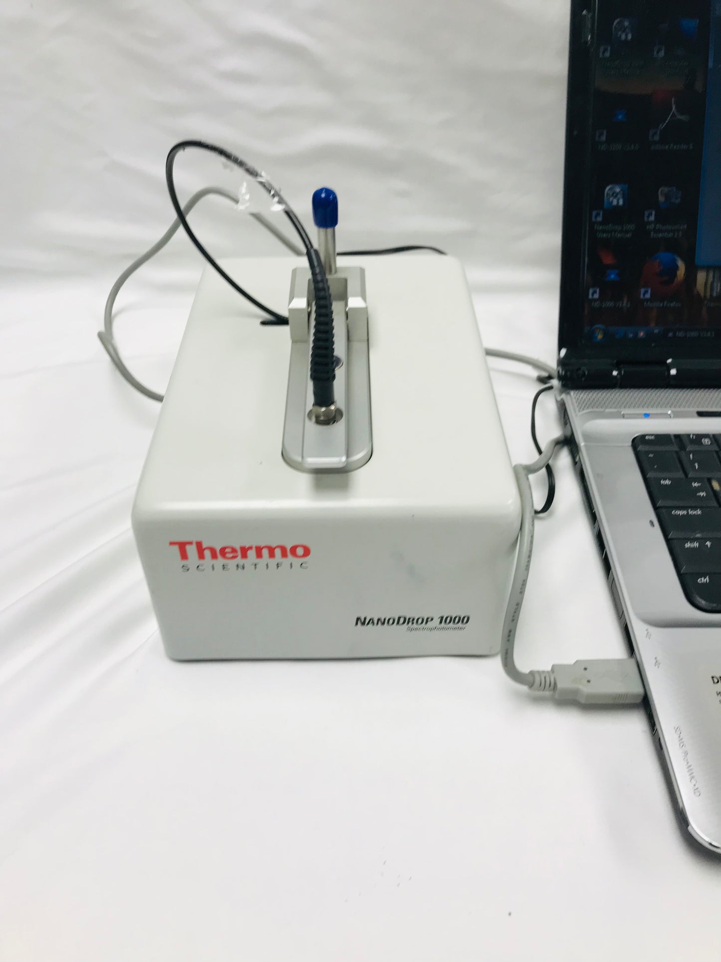 Thermo ND-1000 NanoDrop UV/VIS Spectrophotometer with Computer Tested Working