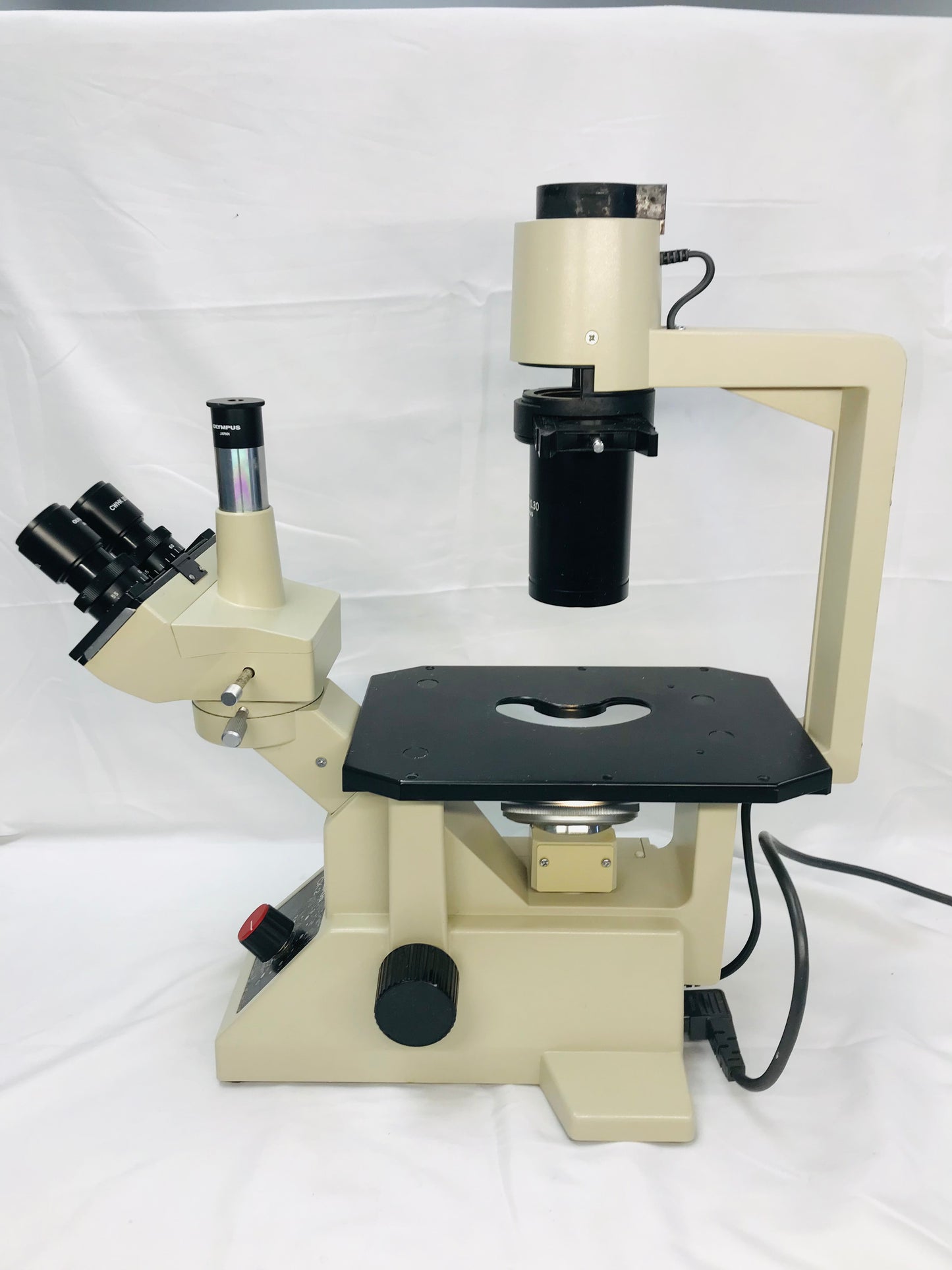 Olympus CK2 Inverted Phase Contrast Microscope W/ 3 Objectives 4x 10x 20x