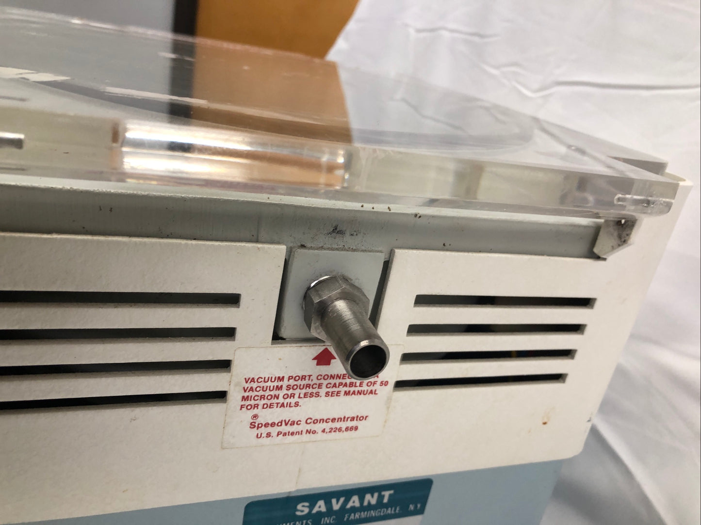Savant SVC 100 H SpeedVac Concentrator Heated Lab Centrifuge Working