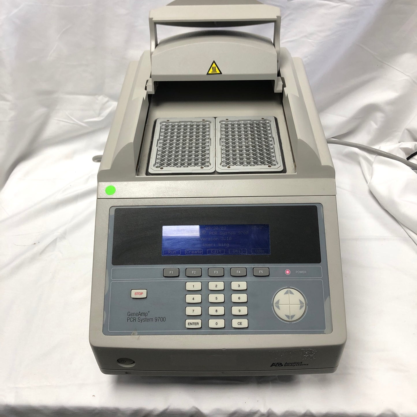 ABI Applied Biosystems GeneAmp PCR 9700 duble 96-Well Silver Thermocycler Video