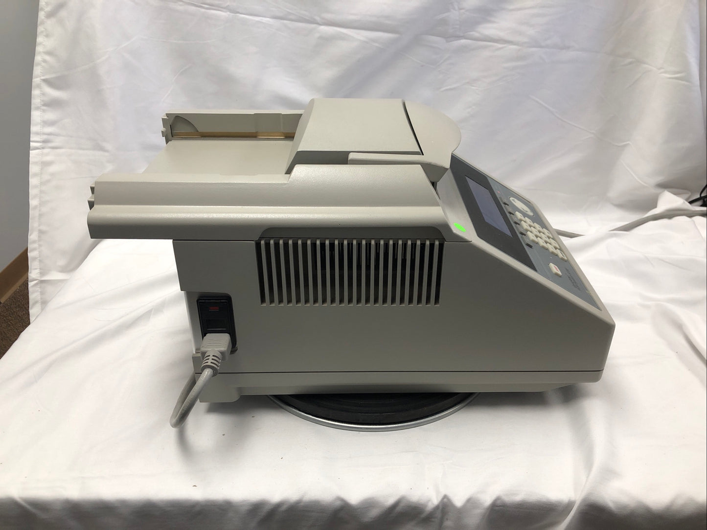 ABI Applied Biosystems GeneAmp PCR 9700 duble 96-Well Silver Thermocycler Video