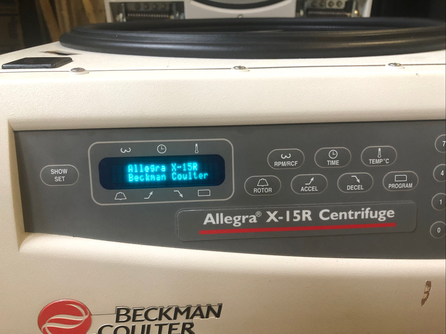 Beckman Coulter Allegra X-15R Refrigerated Centrifuge with rotor and backet