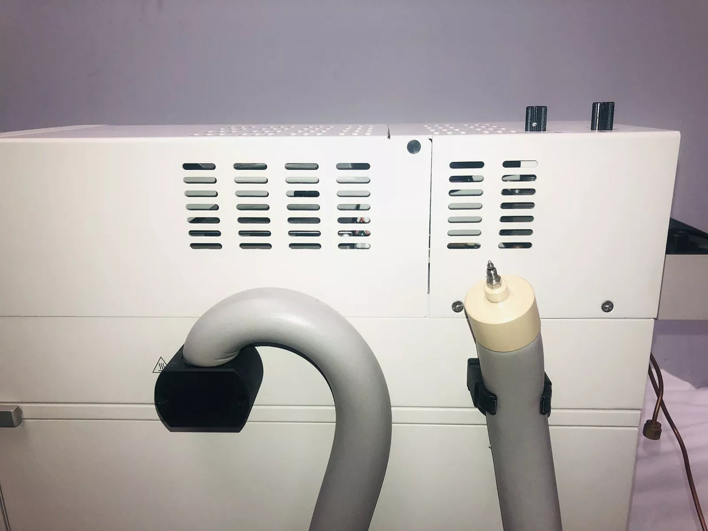 Agilent G1888 Network Headspace Sampler G1888A Power Up Tested Video