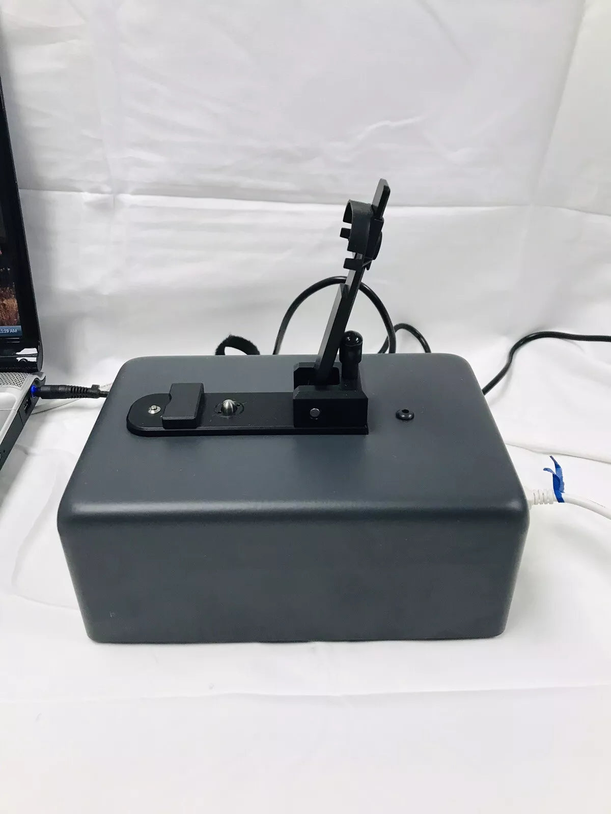 Thermo Scientific NanoDrop 3300 Fluorescence Fluorospectrometer ND-3300 UV - Vis