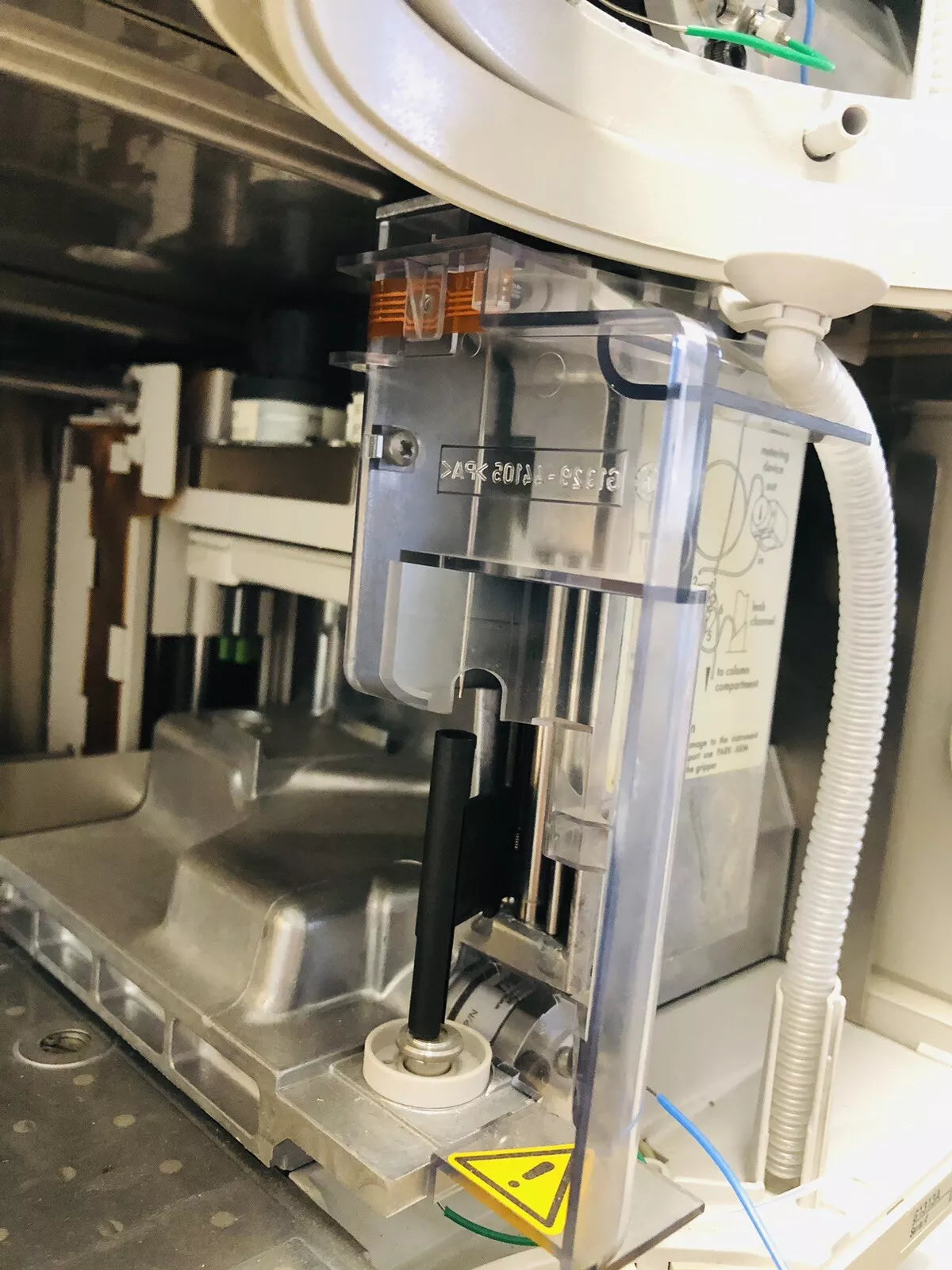 2x Agilent HP Series 1100 HP G1313A ALS Autosampler Power UP (For Parts) VIDEO