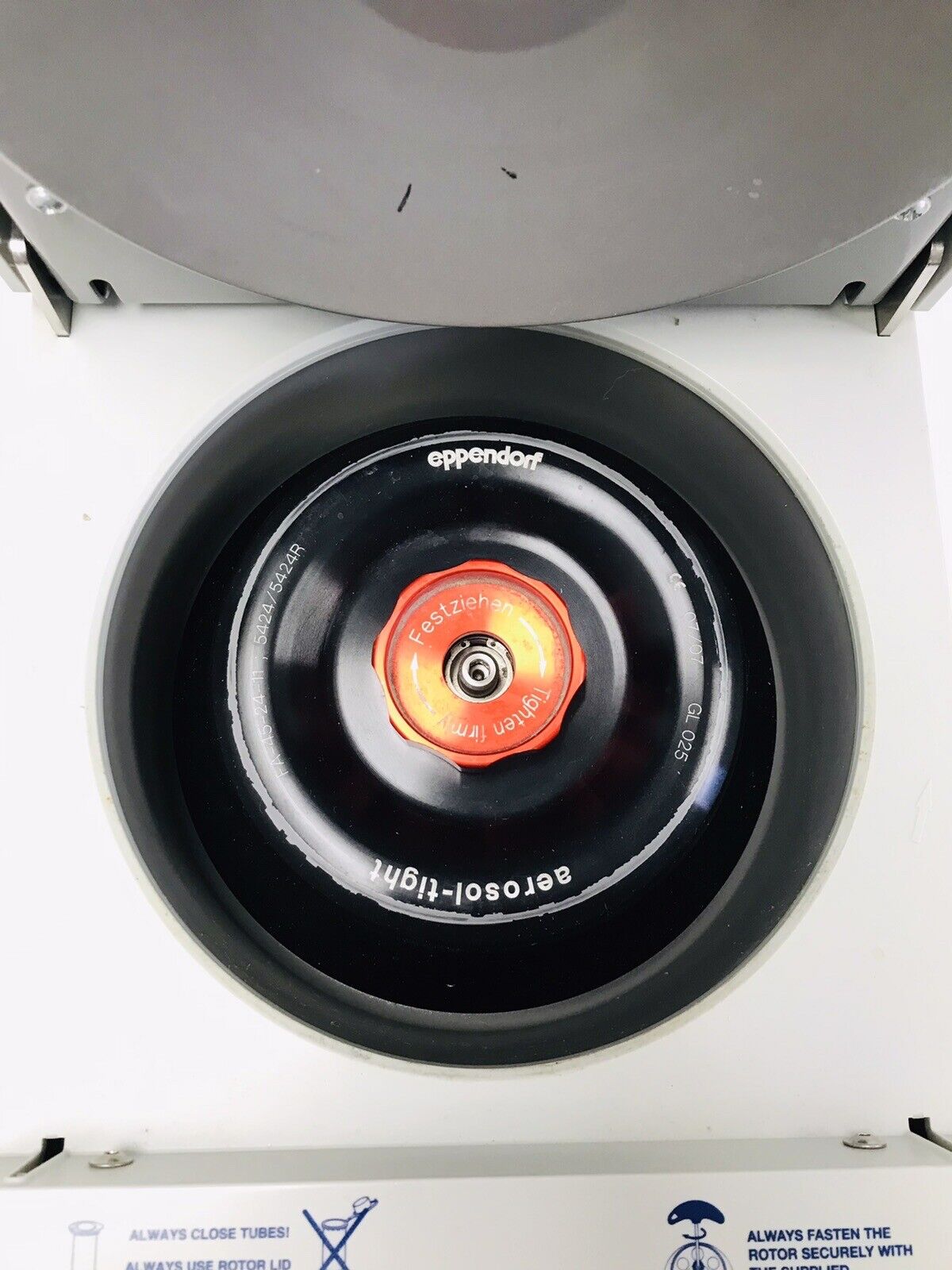Eppendorf 5424 Digital Centrifuge Microfuge For Parts