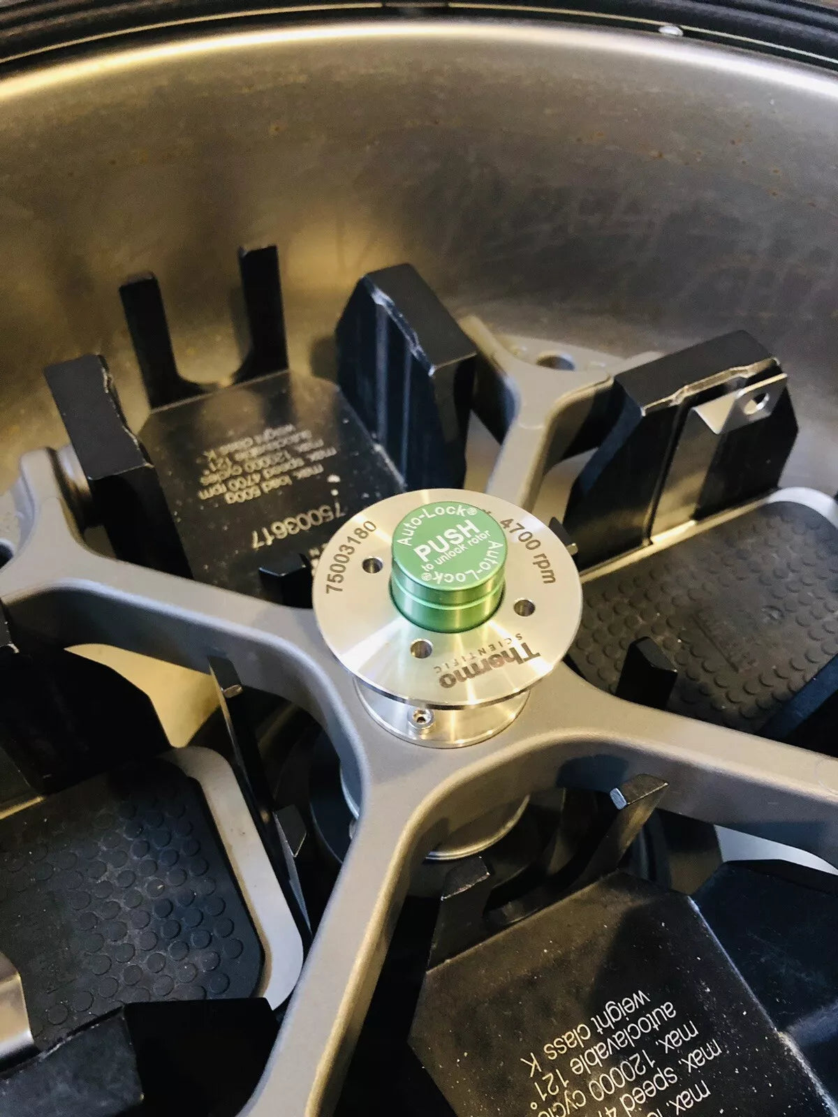Thermo Scientific LEGEND XT Centrifuge With Rotors & Plate Carriers Tested