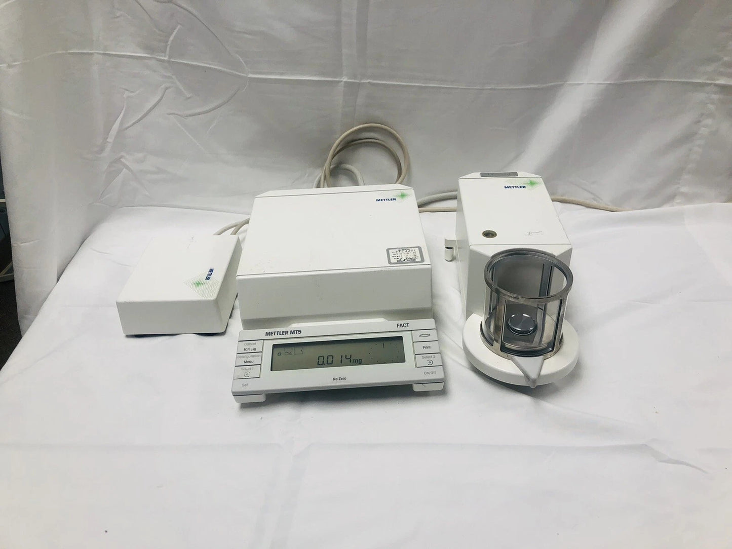 Mettler Toledo MT5 Micro Analytical Balance - Tested Microbalance MT 5