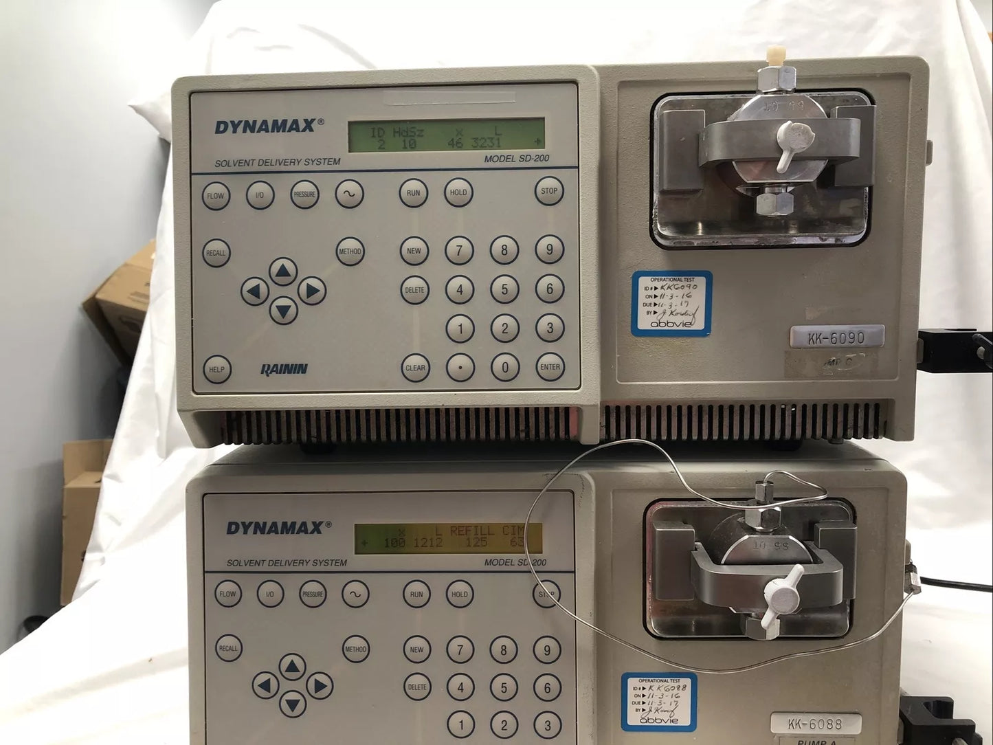 set of 2 Varian Dynamax SD-200 HPLC Pump Rainin Solvent Delivery System Video