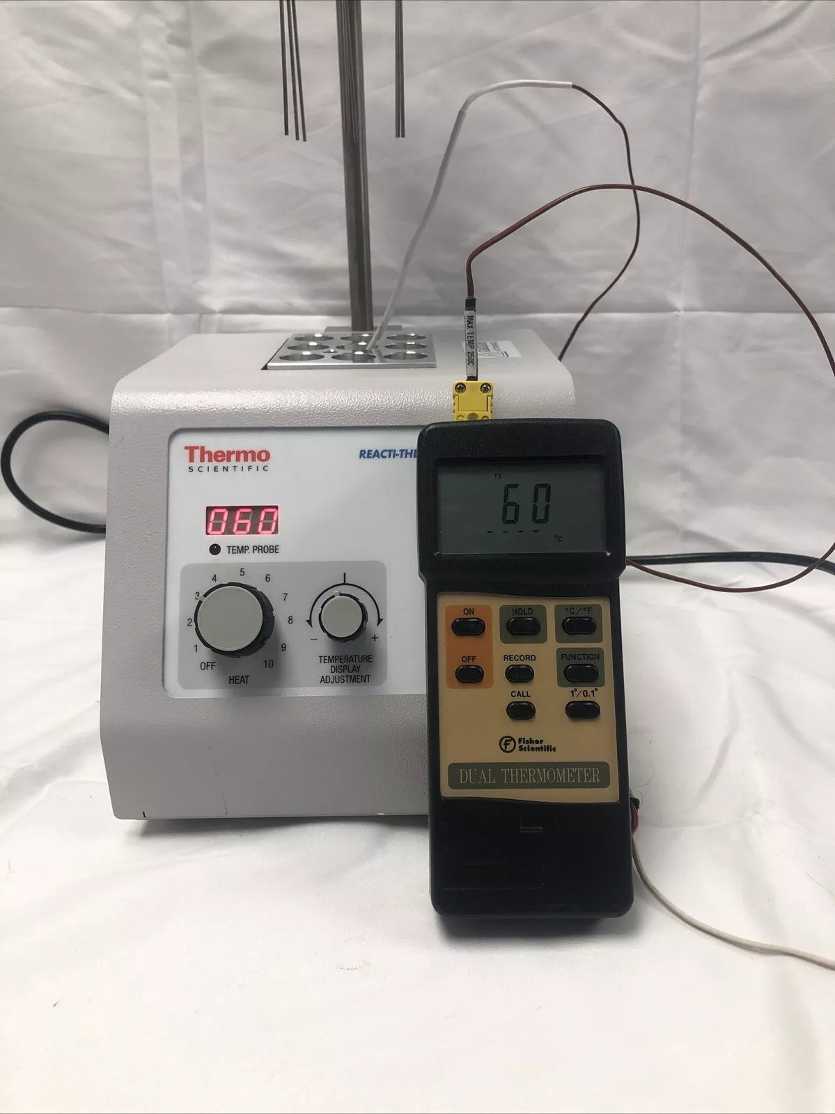 Thermo Scientific Reacti-Therm I #TS-18822 W/ Reacti-Vap I TC-18825 Tube Block