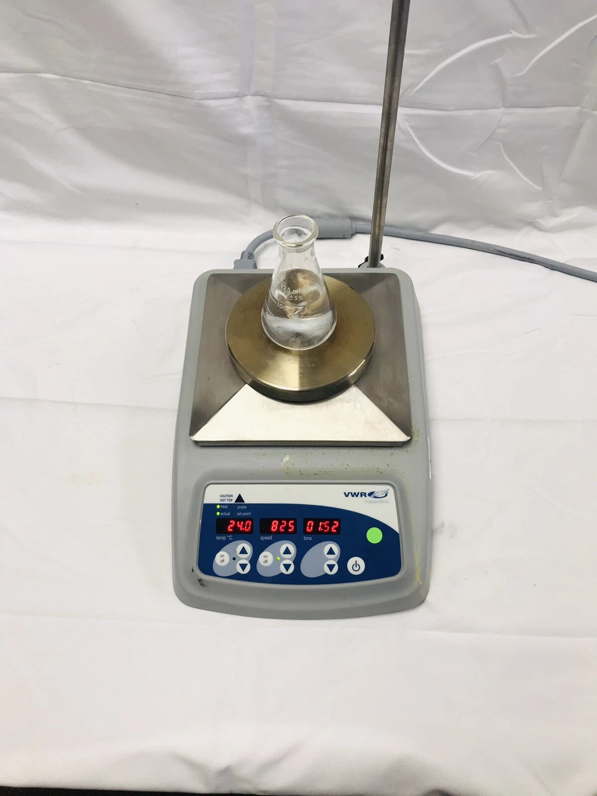 VWR Hotplate & Magnetic Stirrer 89171-864 Professional Round Top Tested Working