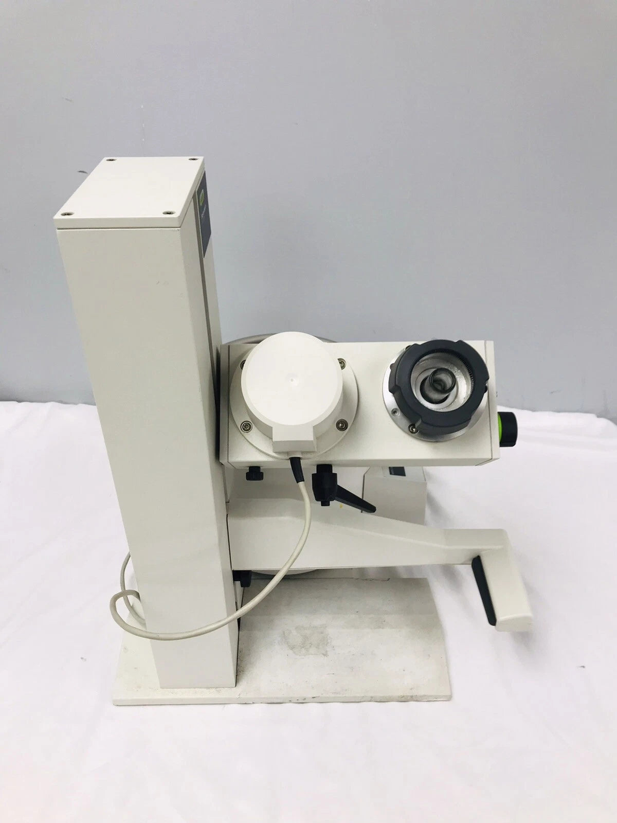 Buchi Rotavapor R-100 Rotary Evaporator With B-100 HB Heating Bath