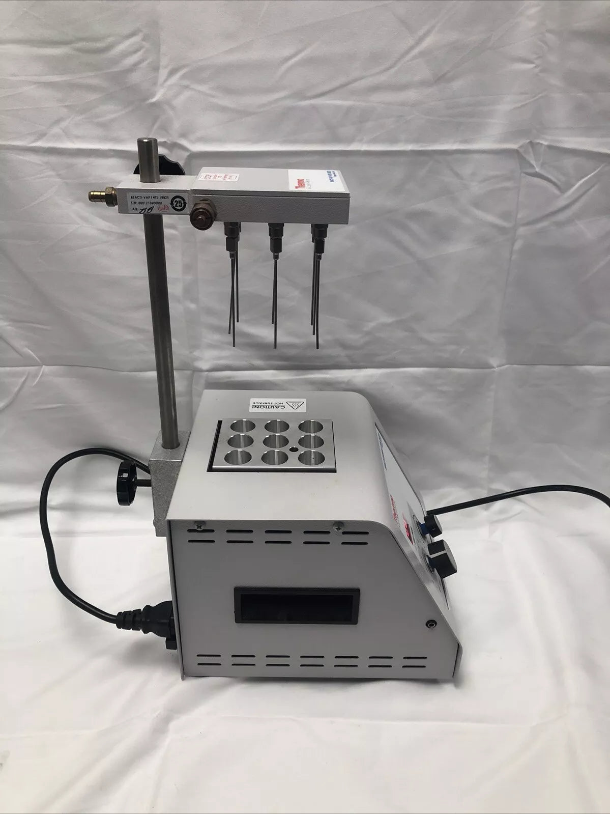 Thermo Scientific Reacti-Therm I #TS-18822 W/ Reacti-Vap I TC-18825 Tube Block