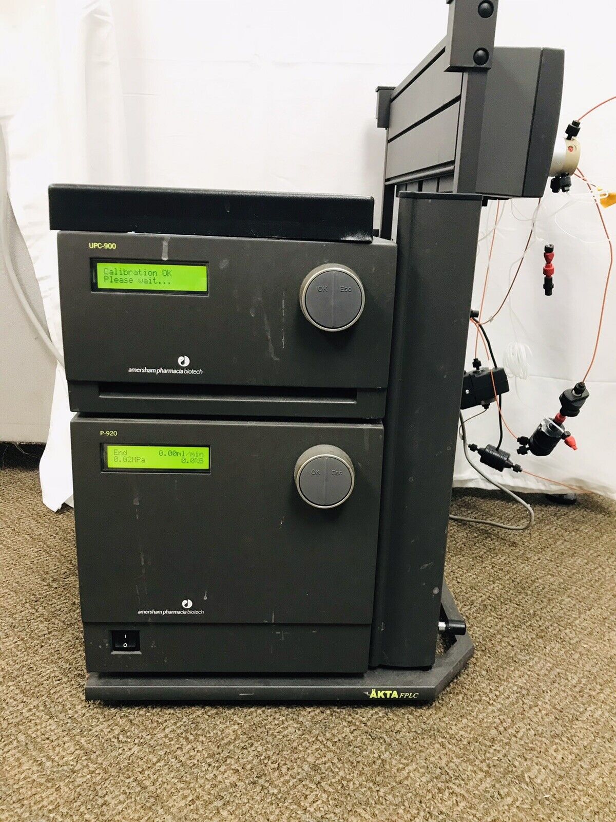 Amersham Pharmacia Biotech AKTA FPLC UPC-900 P-920 Rack INV-907 M-925 PV-908