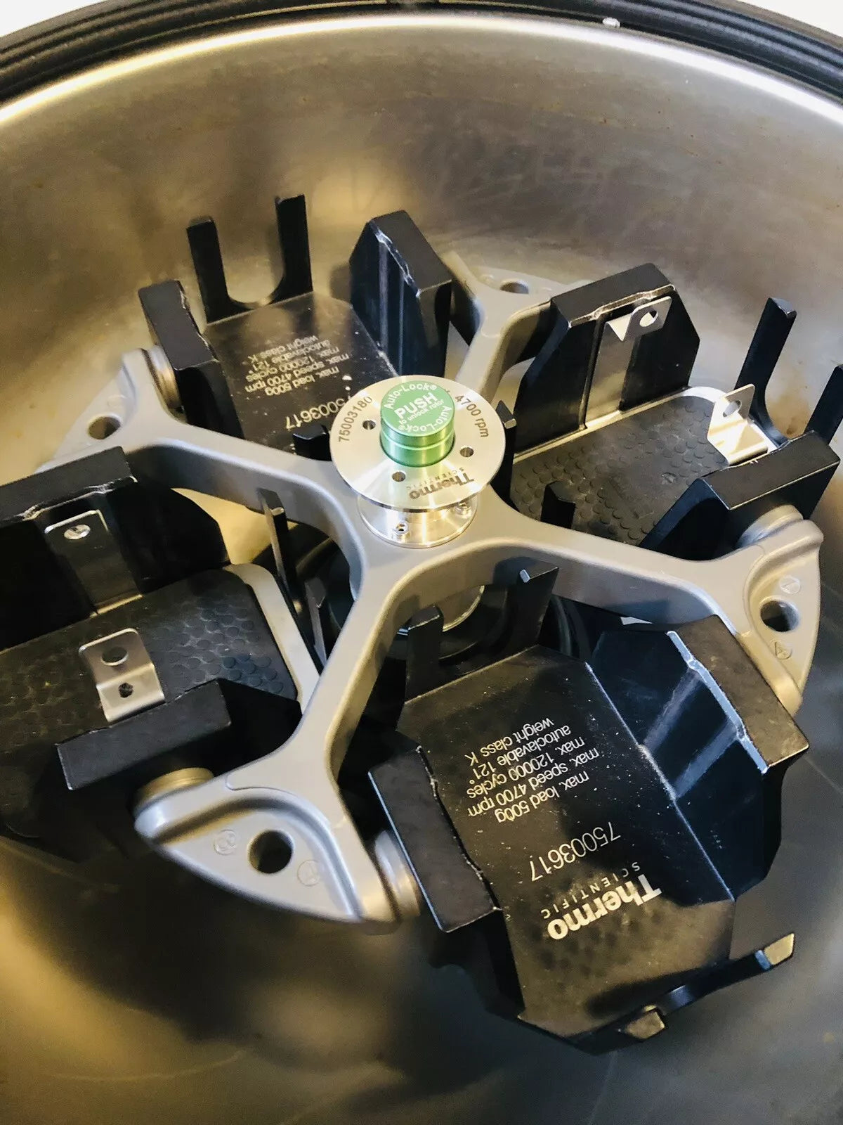 Thermo Scientific LEGEND XT Centrifuge With Rotors & Plate Carriers Tested