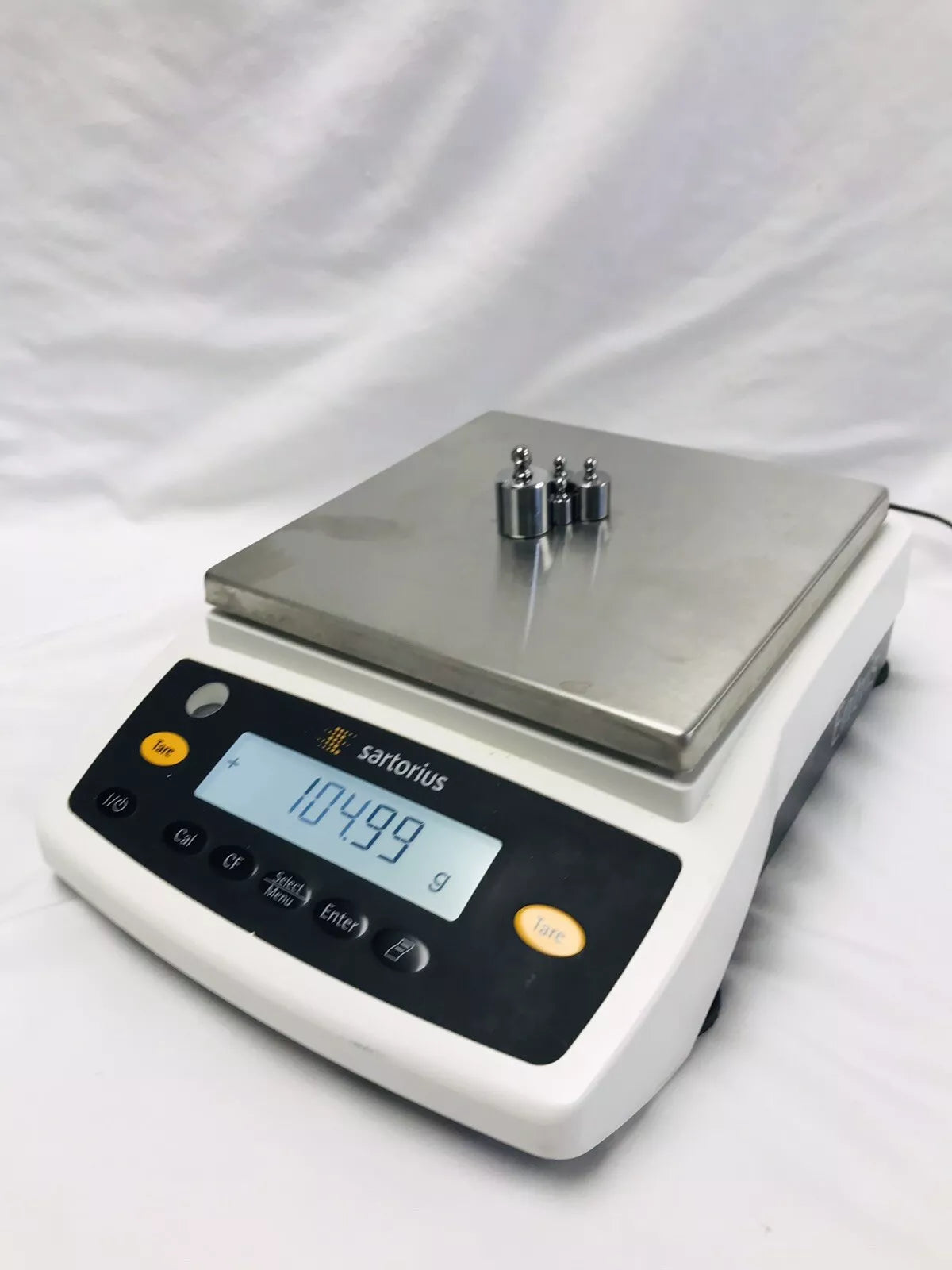 Sartorius Entris 2202-1S Top loading Balance 2200x0.01g Sartorius 2202 Working
