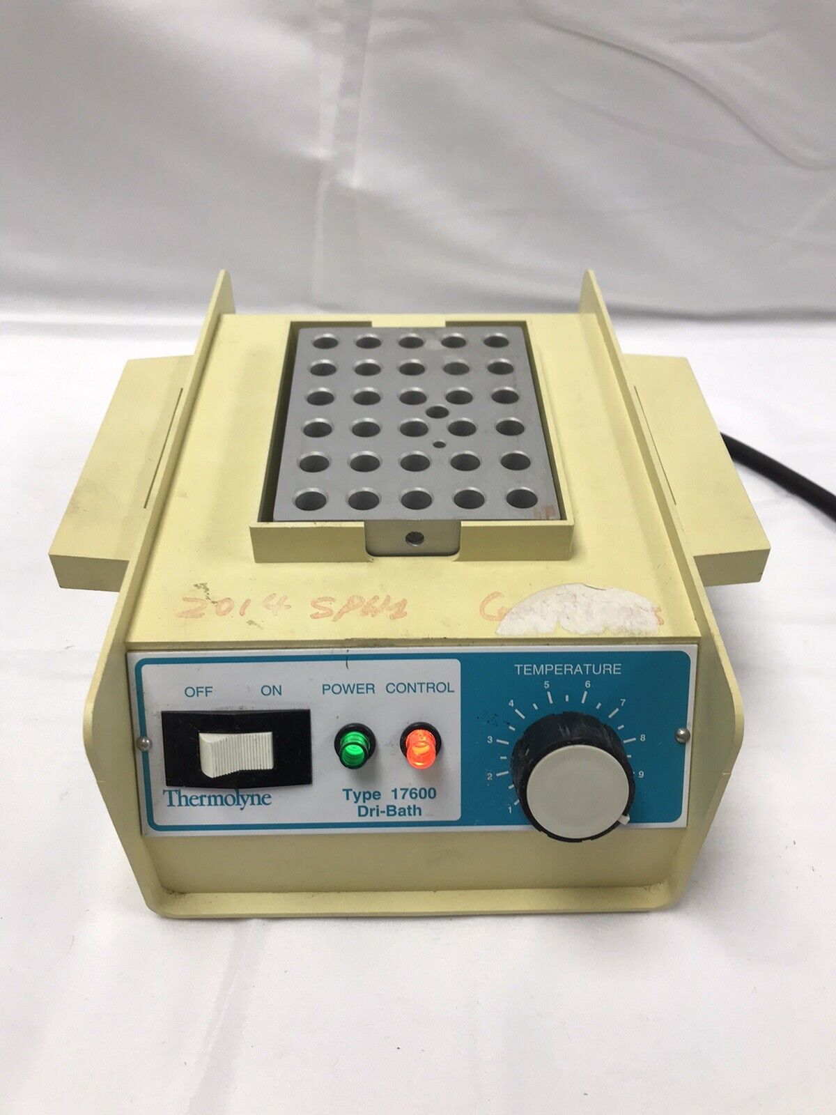 Thermolyne Dri-Bath Heater Type 17600 Model DB17615 BK165X20A 30 x 8.2mm