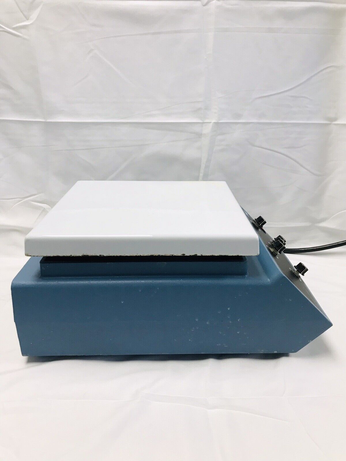 Barnstead Thermolyne PMC 5 Place Magnetic Stirrer (10x10 Inch Plate) Model 505P