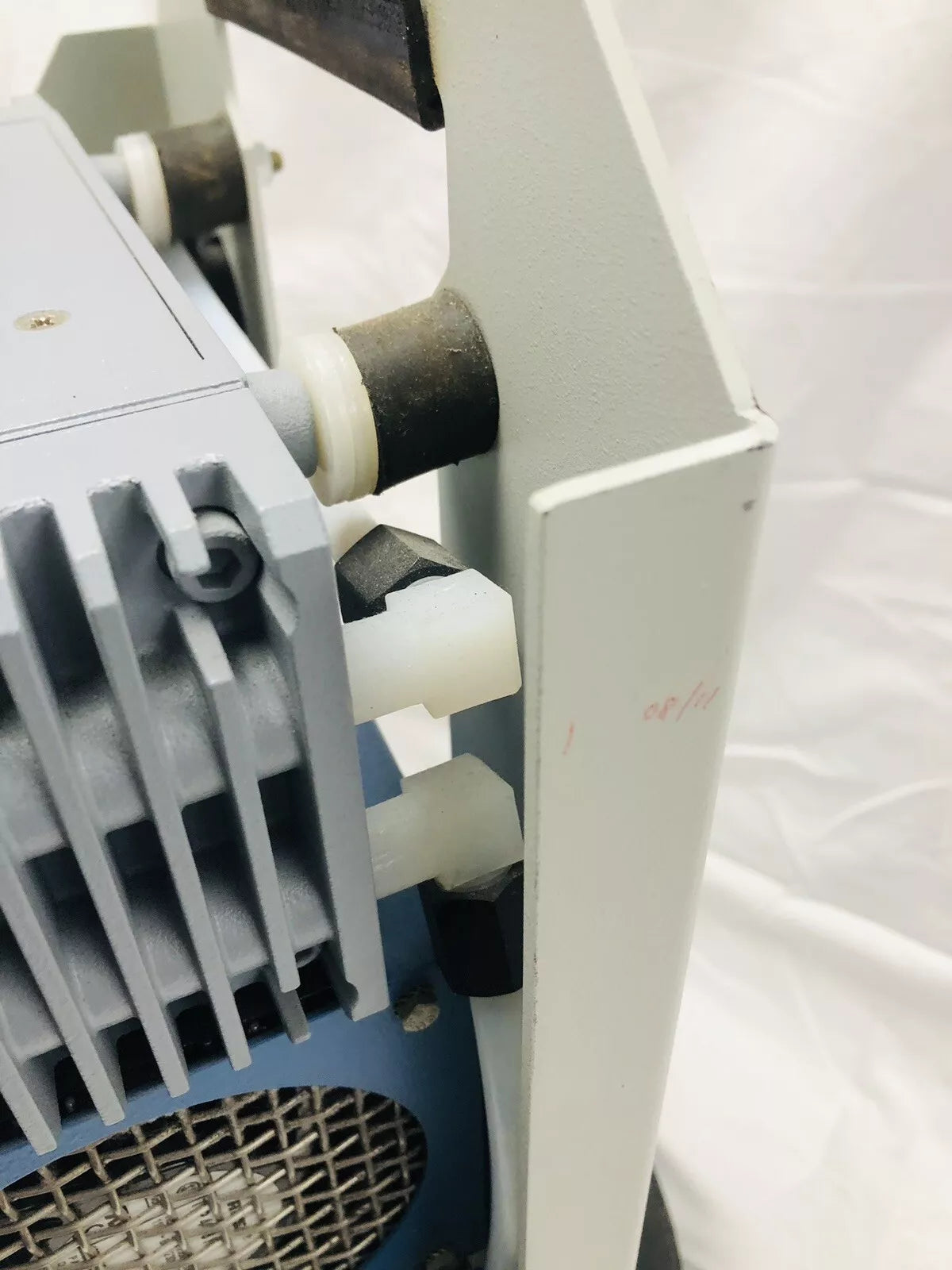 Thermo OFP400-115 Oil Free Vacuum Pump Savant Fisher