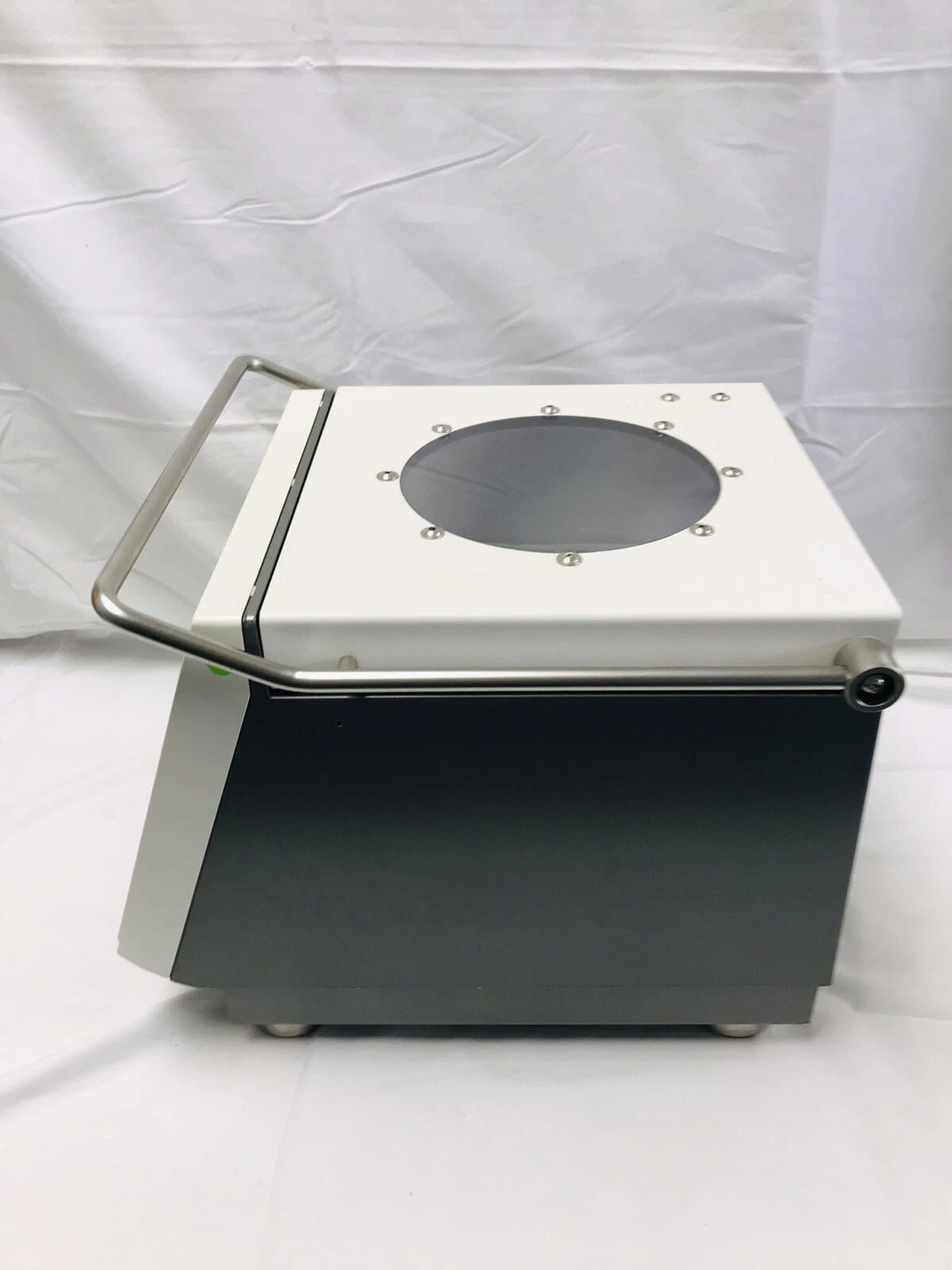 Roche MagNA Lyser Benchtop Homogenizer