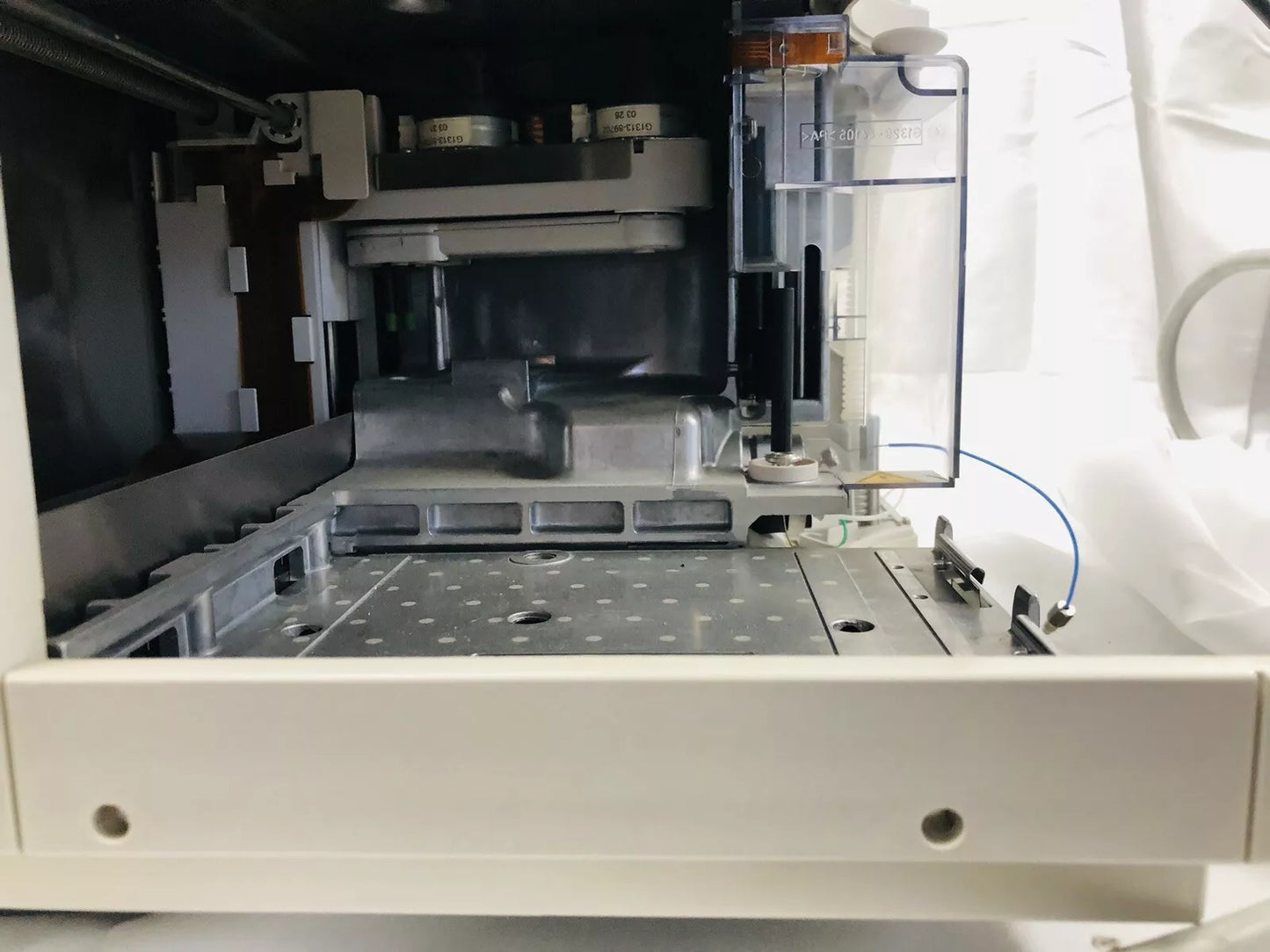 2x Agilent HP Series 1100 HP G1313A ALS Autosampler Power UP (For Parts) VIDEO