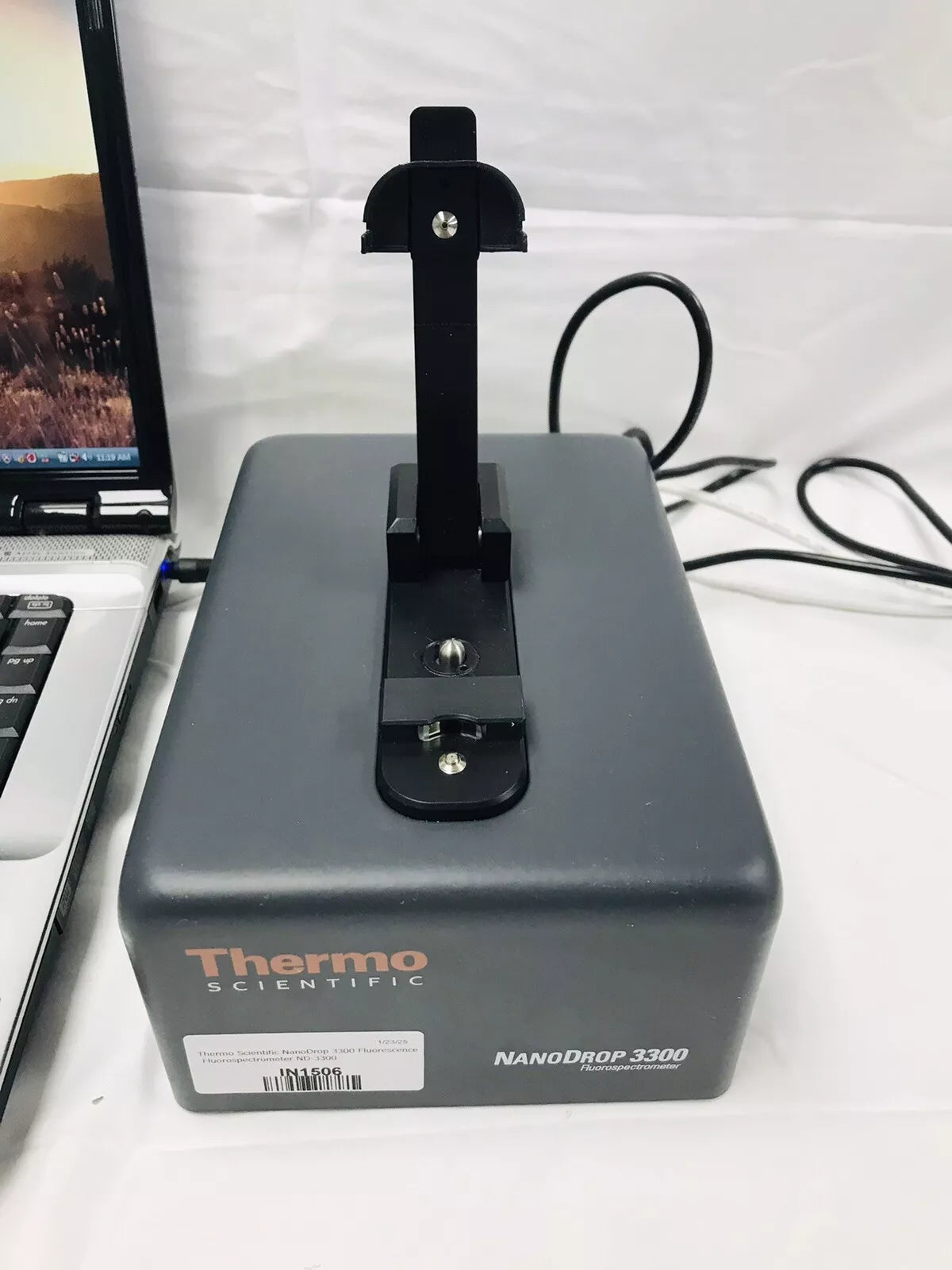 Thermo Scientific NanoDrop 3300 Fluorescence Fluorospectrometer ND-3300 UV - Vis