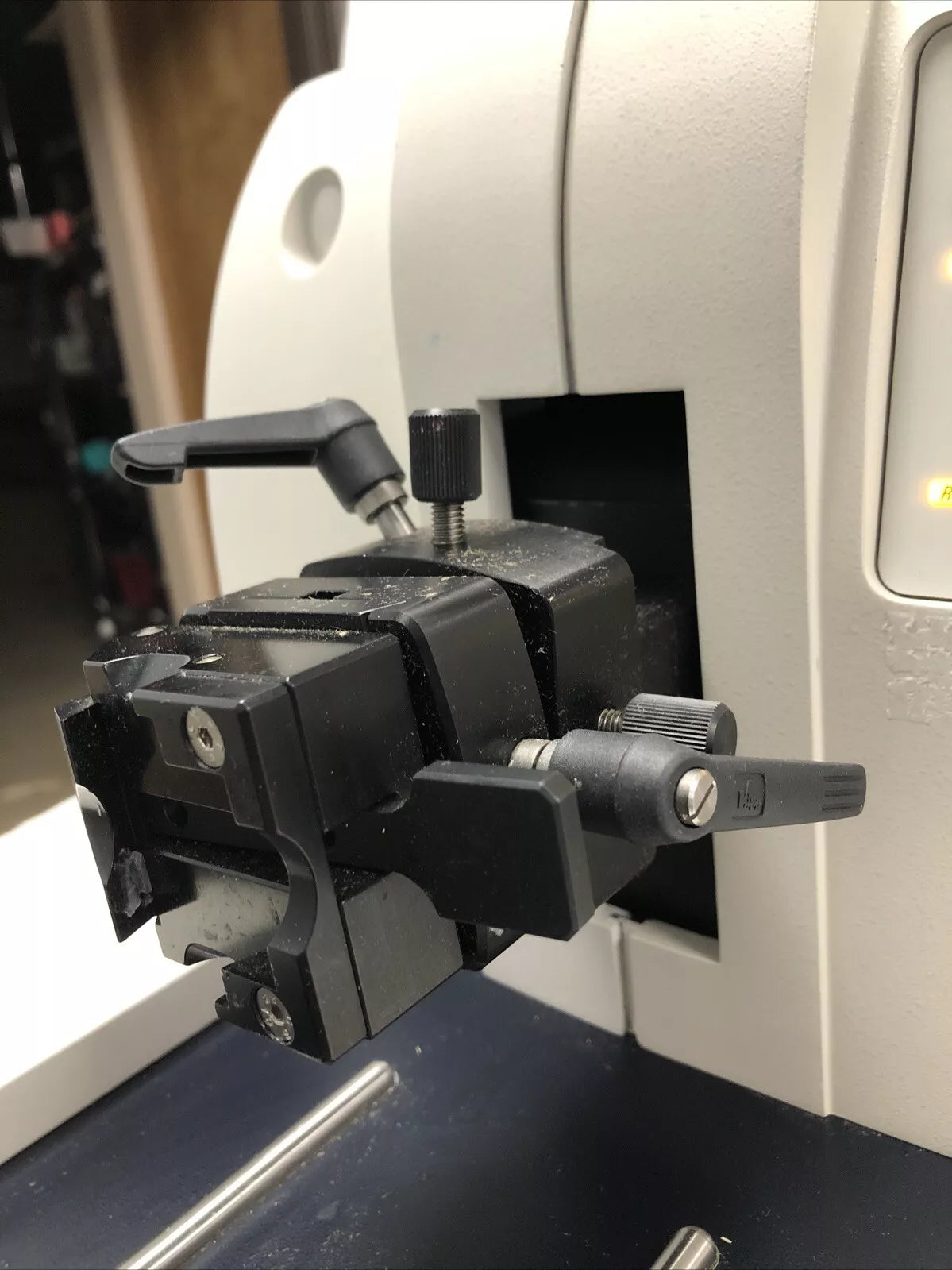Leica RM 2145 Manual Rotary Microtome Tested Working Video