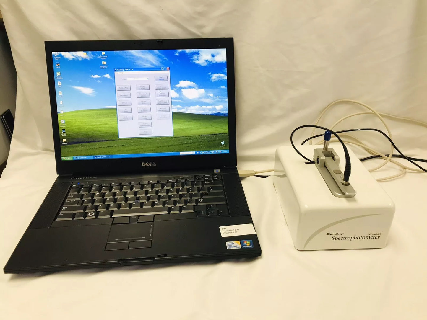 Thermo ND-1000 NanoDrop UV/VIS Spectrophotometer with Computer Tested Working