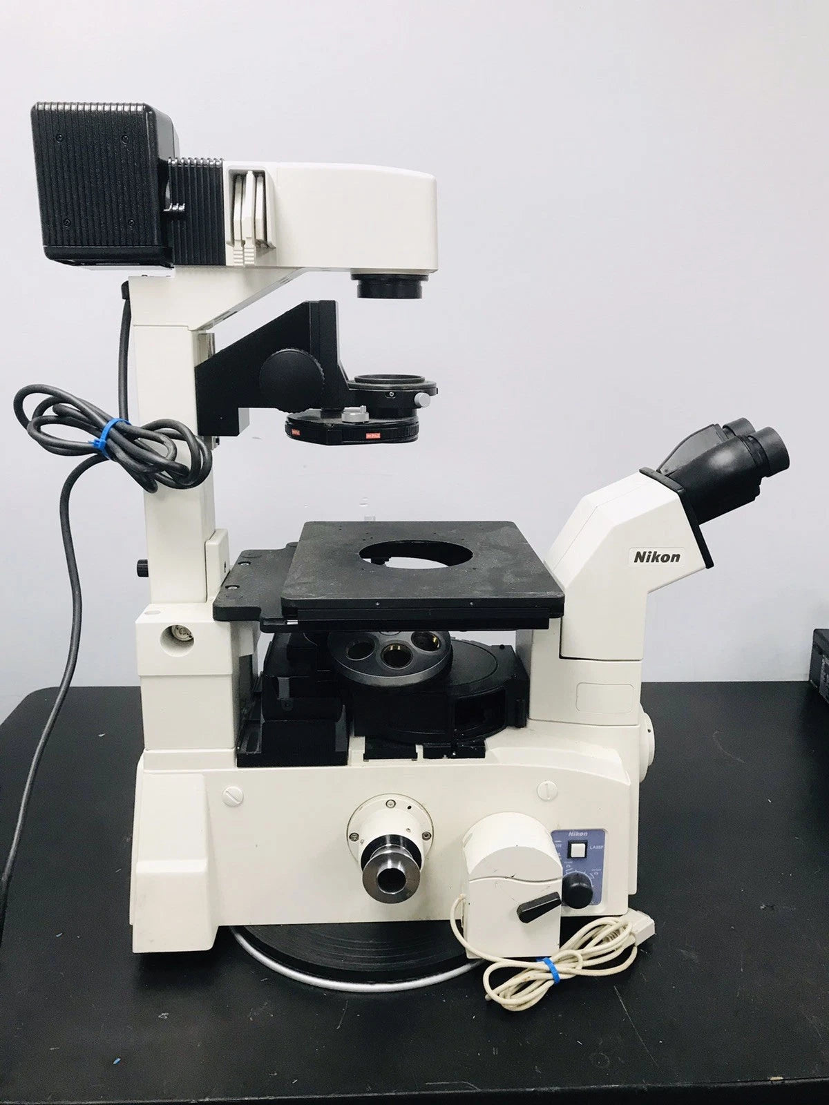 Nikon Eclipse TE2000-U Microscope