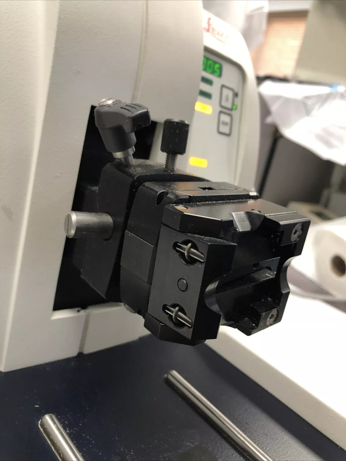 Leica RM 2145 Manual Rotary Microtome Tested Working Video