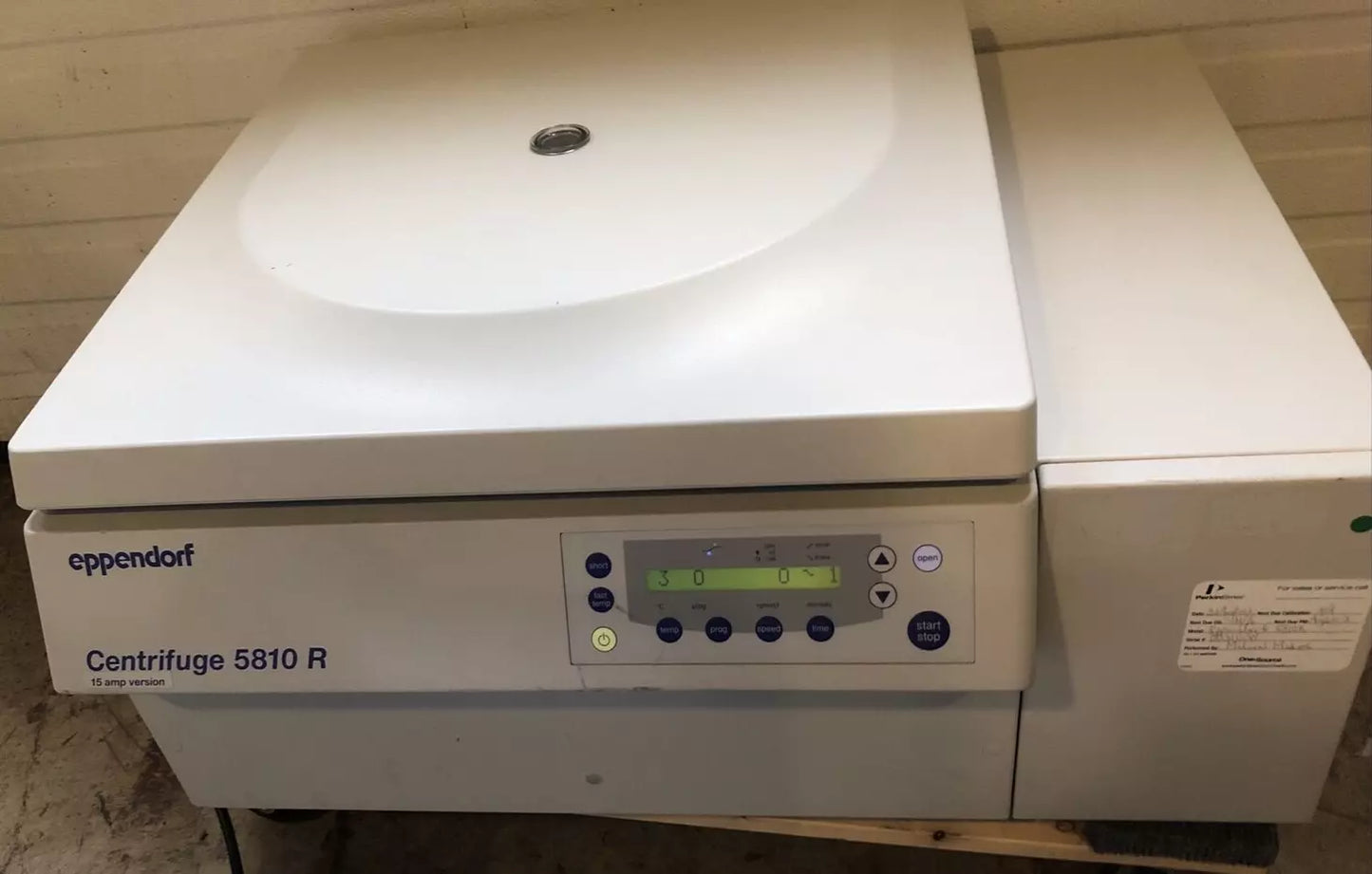 Eppendorf 5810R Centrifuge 5810 R Refrigerated with Rotor & Buckets Video 120v
