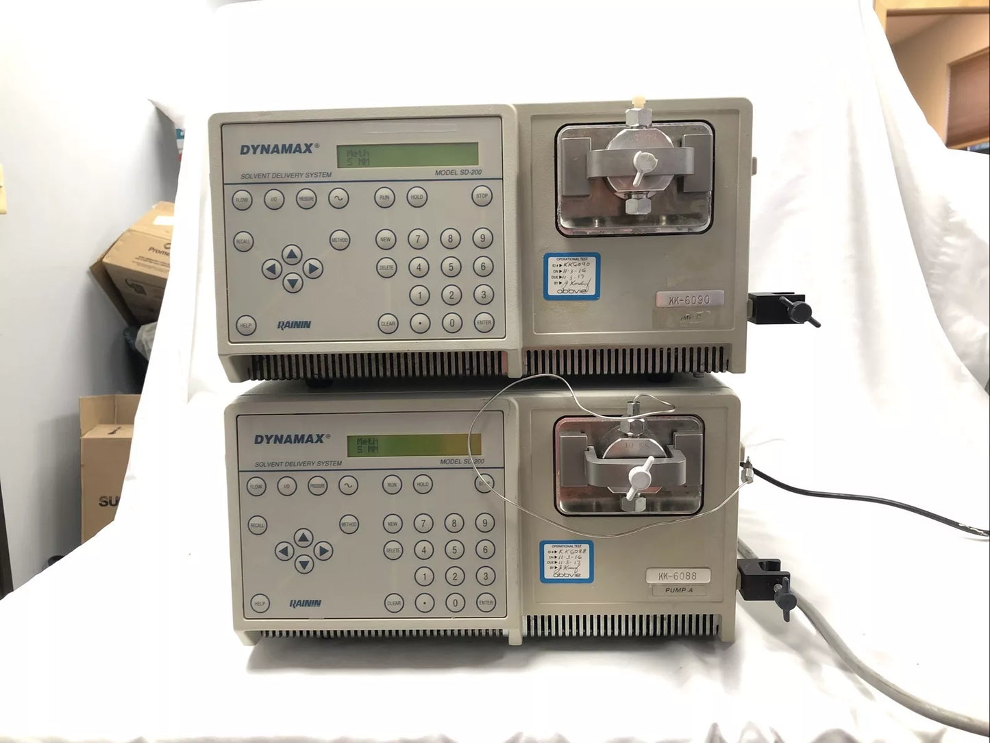 set of 2 Varian Dynamax SD-200 HPLC Pump Rainin Solvent Delivery System Video