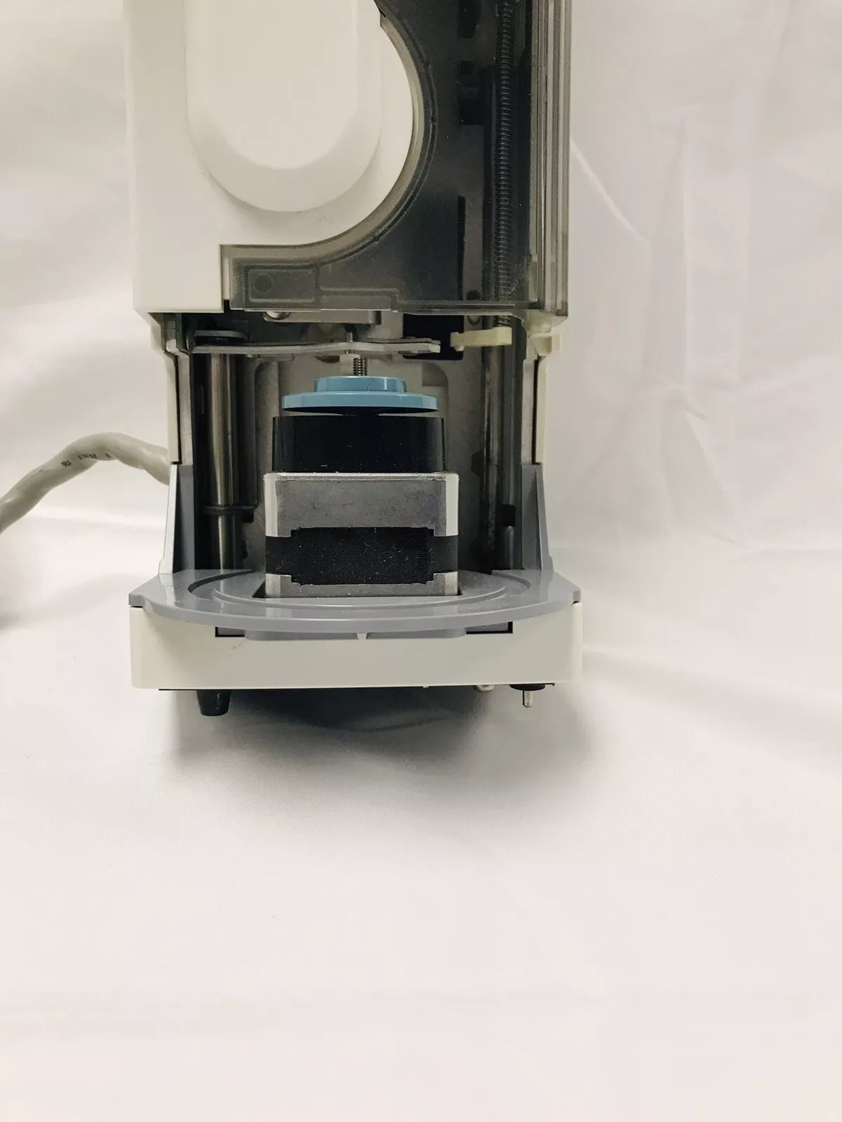 Agilent 7683B G2913A ALS Autosampler Injector for 6890 GC No Carousel