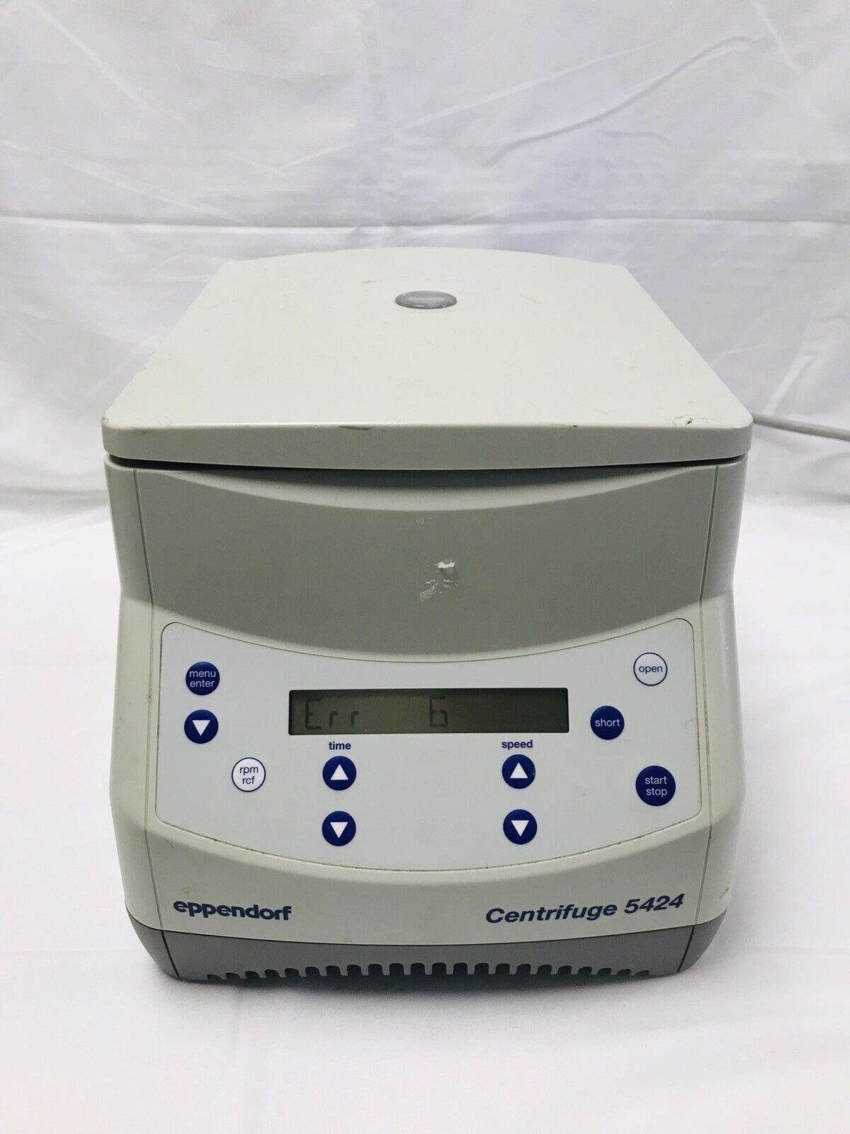 Eppendorf 5424 Digital Centrifuge Microfuge For Parts