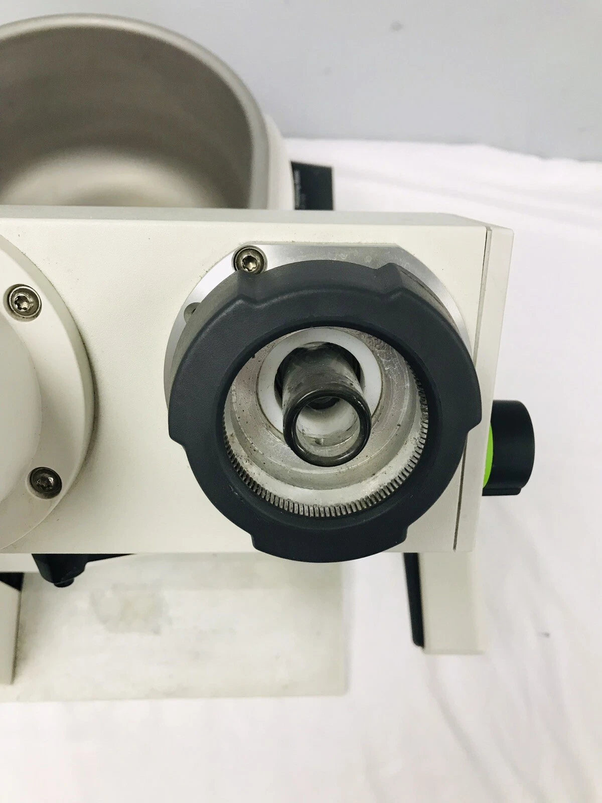 Buchi Rotavapor R-100 Rotary Evaporator With B-100 HB Heating Bath