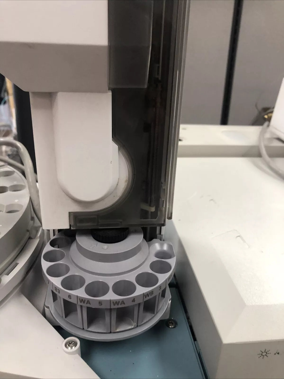 Agilent 7683B G2913A ALS Autosampler Injector for 6890 GC tested
