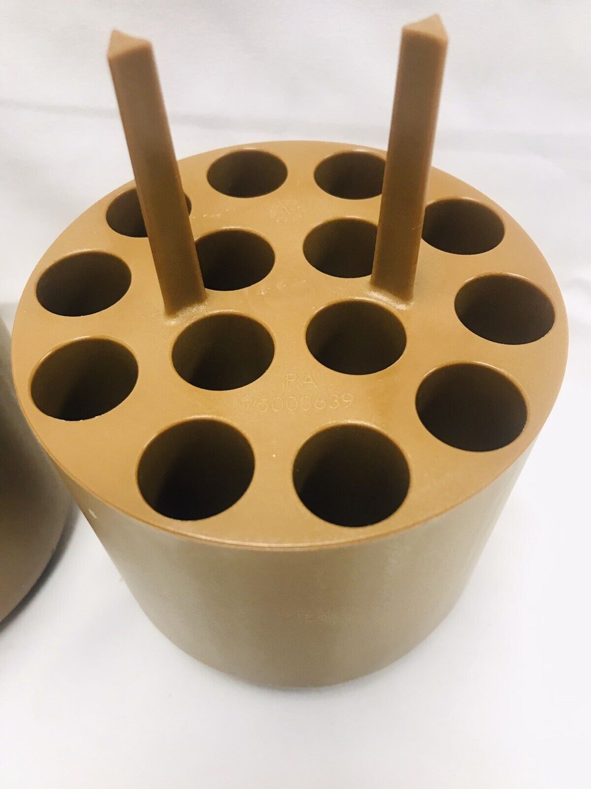 Pair of Thermo Scientific 75003639 Centrifuge Rotor 14 x 15mL Tube Adapter