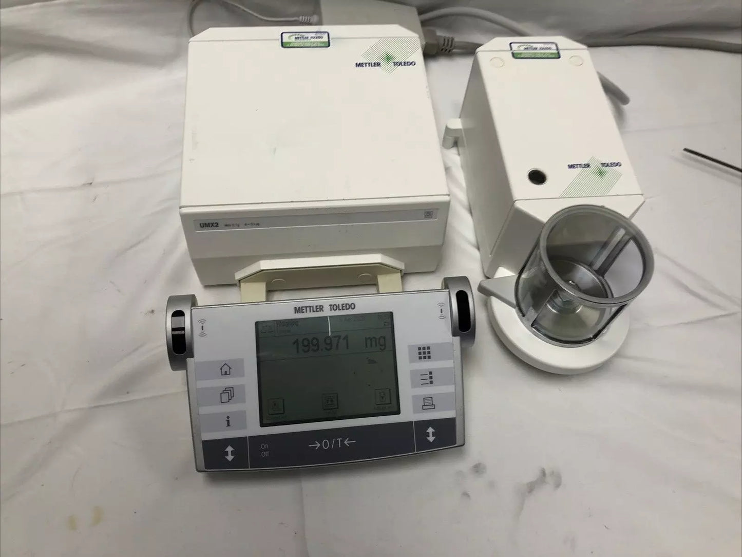 Mettler Toledo UMX2 Ultra Microbalance 2.1000000g tested