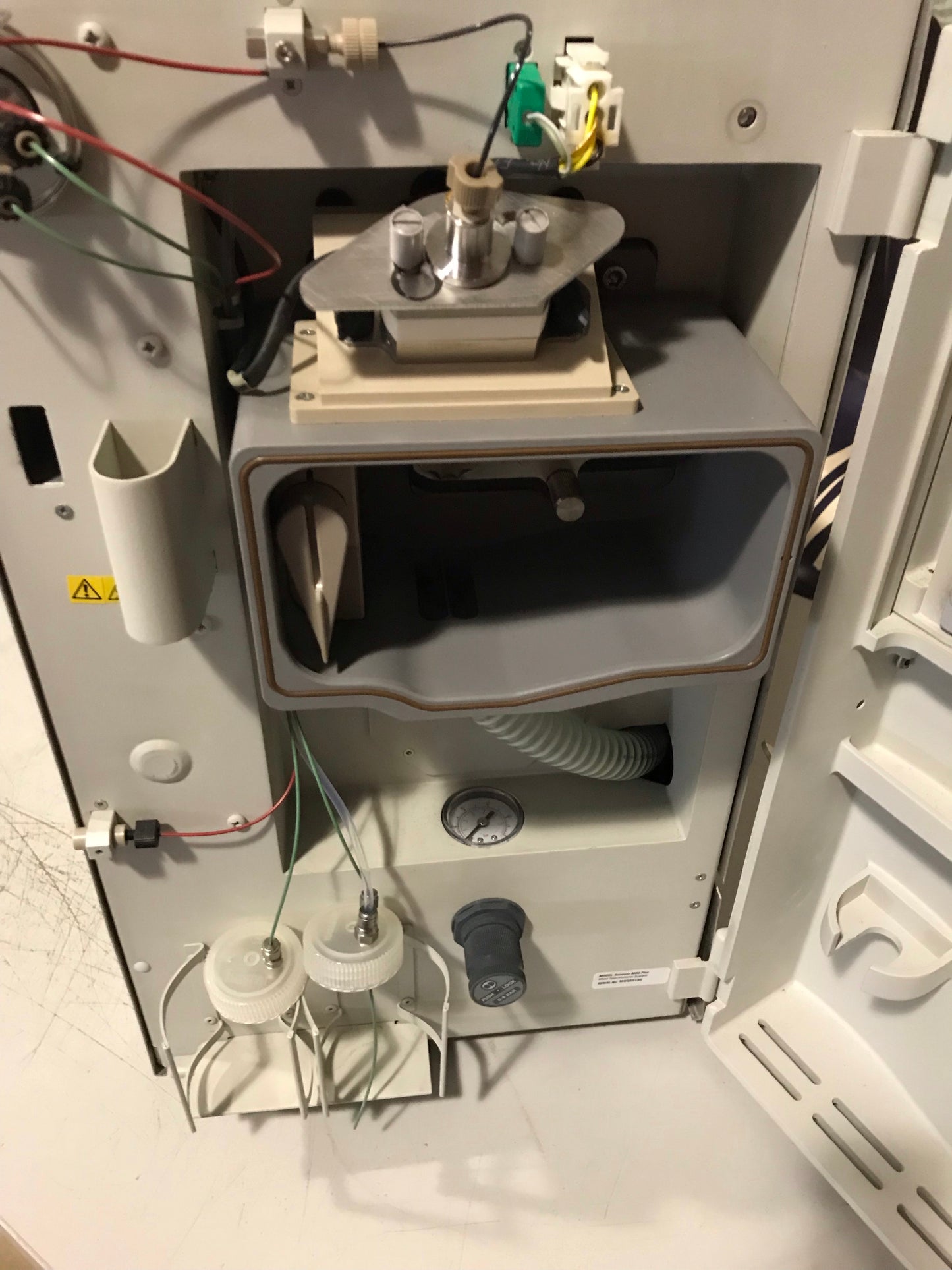Thermo Dionex Surveyor MSQ Plus Mass Spectrometer Single Quadrupole