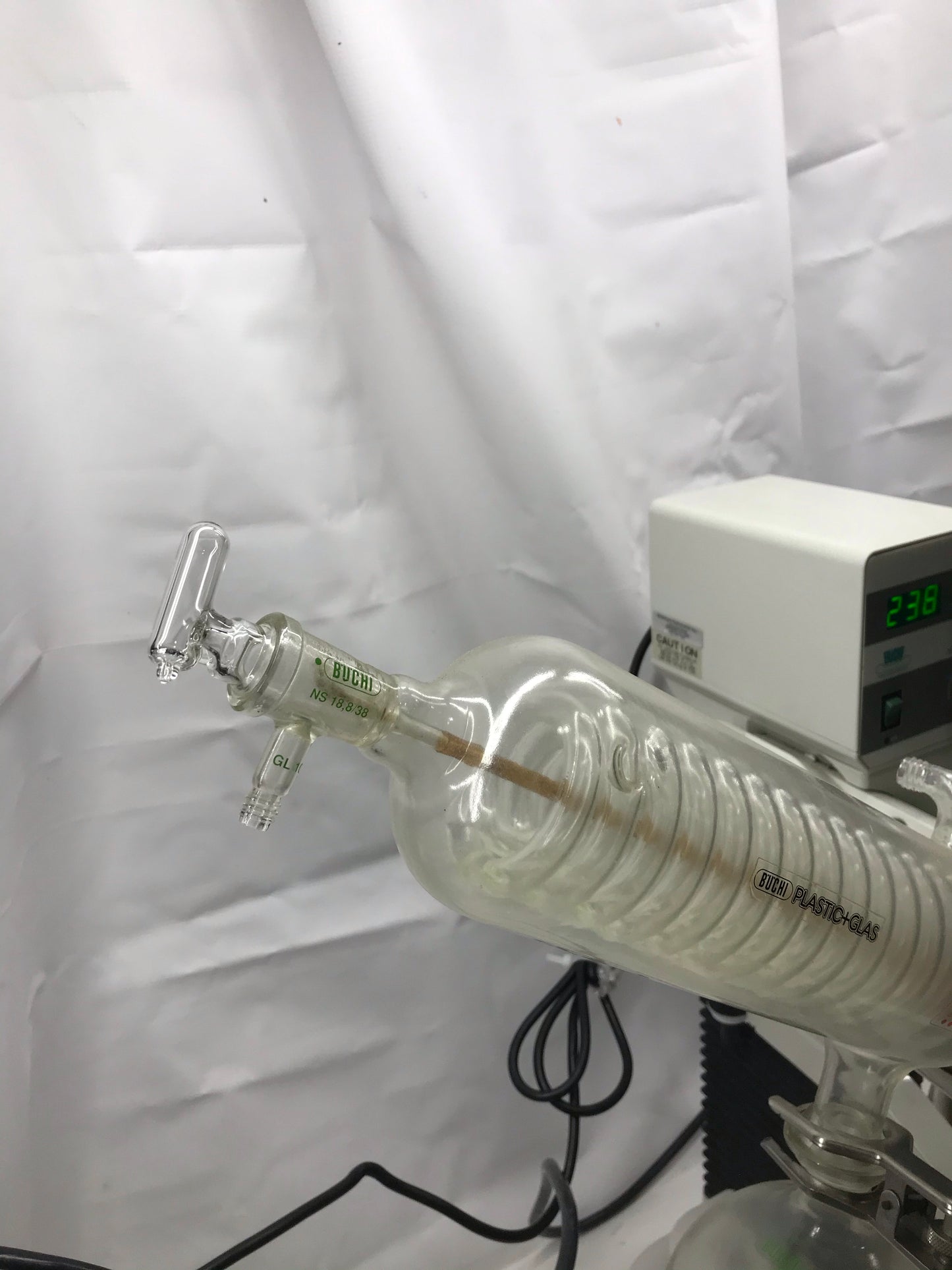 Buchi R-124 Rotavapor & Water Bath B-481 Some Glassware