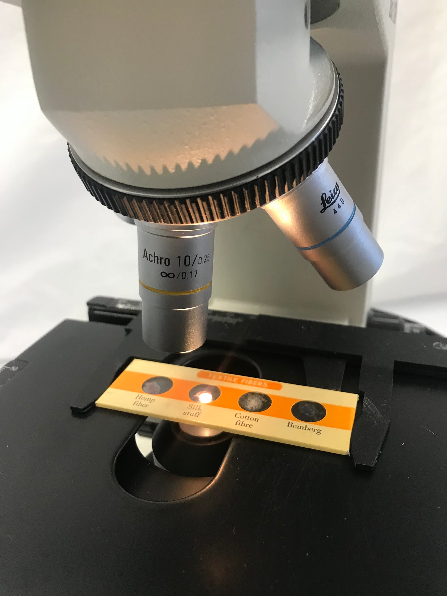 Leica ATC 2000 Illuminated Compound Light Microscope Tested Warranty