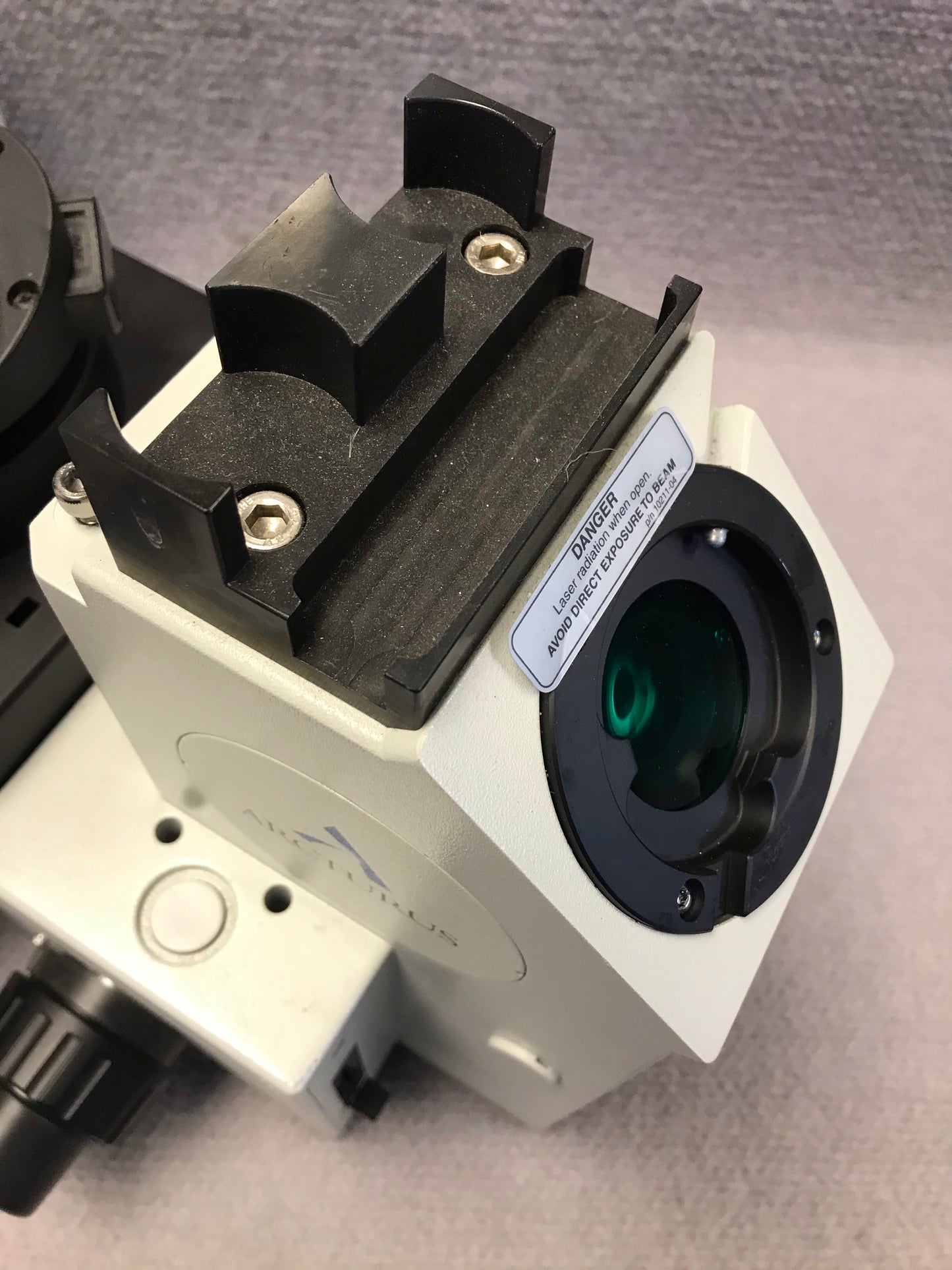 Olympus IX50 Arcturus Microscope Base IX 50