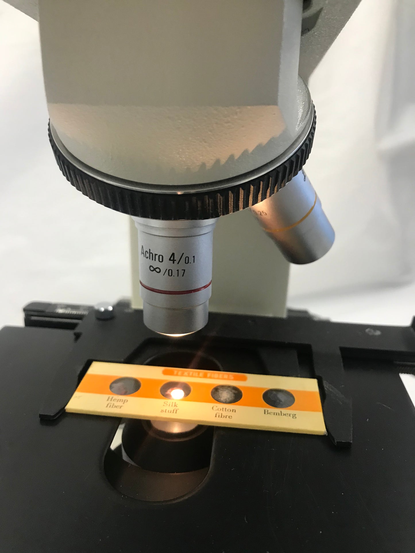 Leica ATC 2000 Illuminated Compound Light Microscope Tested Warranty
