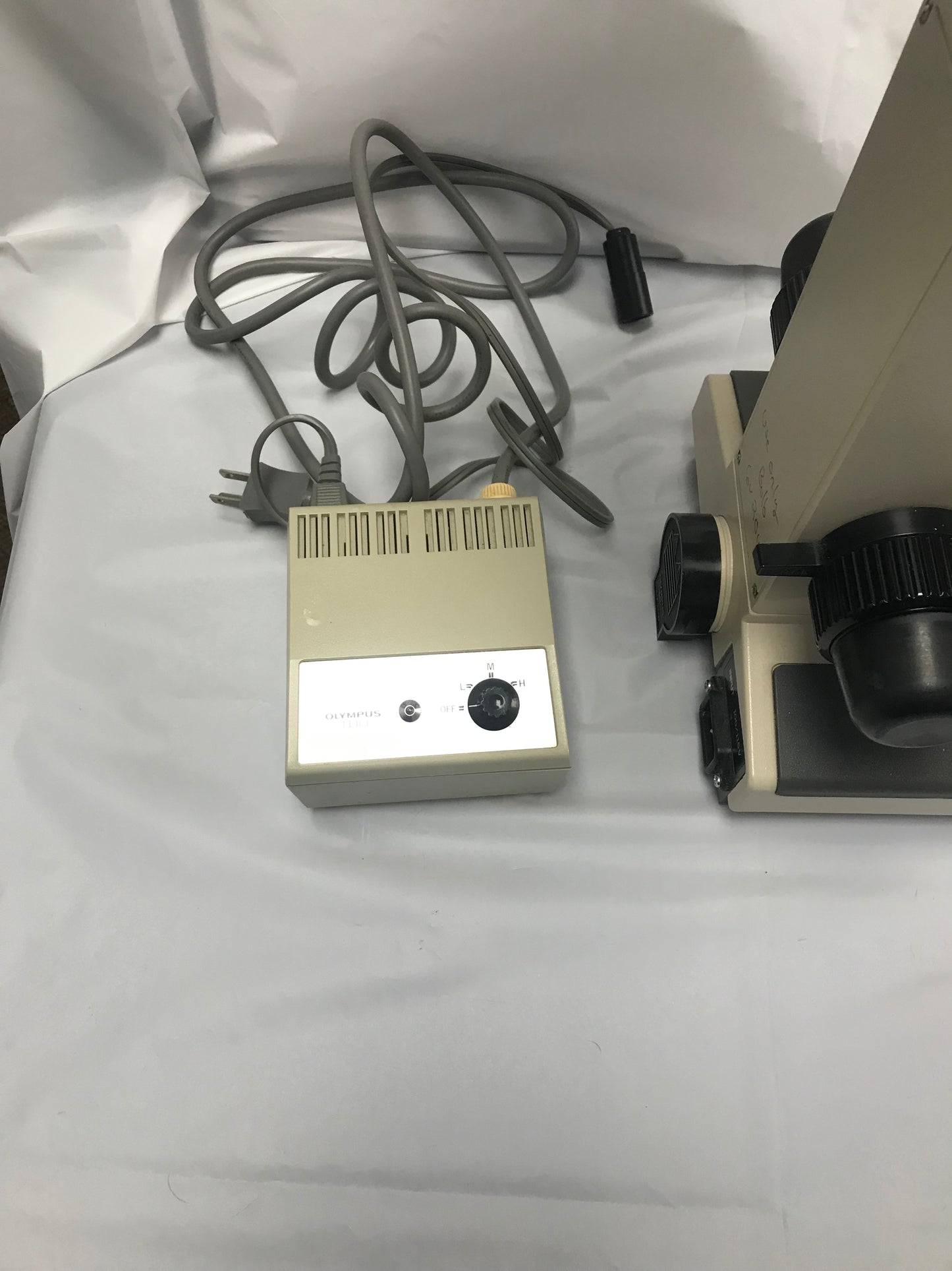 Olympus Microscope BH2 BH-2 Teaching microscope 4x 10x 20x 40x
