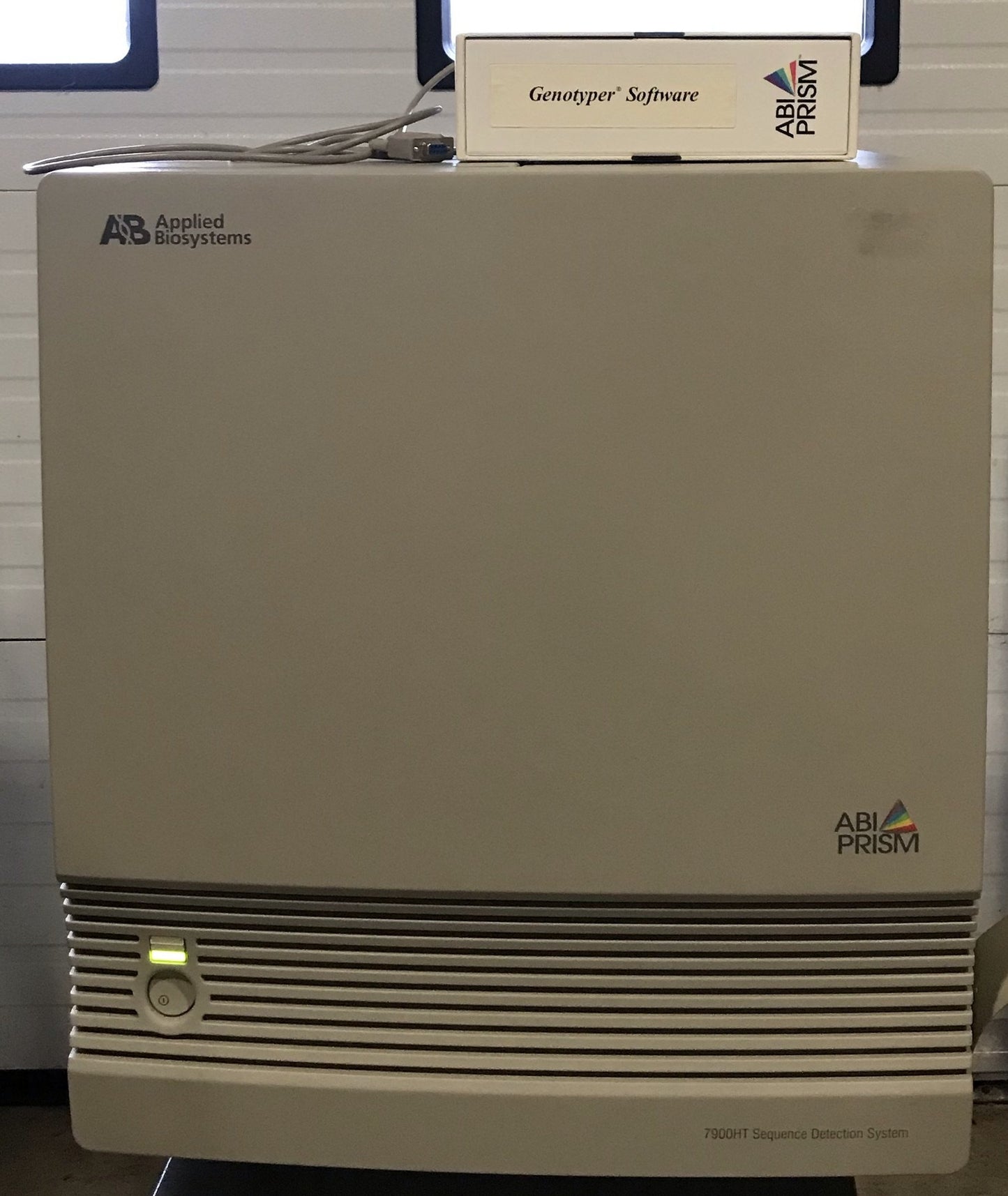 Applied BioSystems 7900HT Fast Real Time PCR with ABI 4316592 96 Well Block