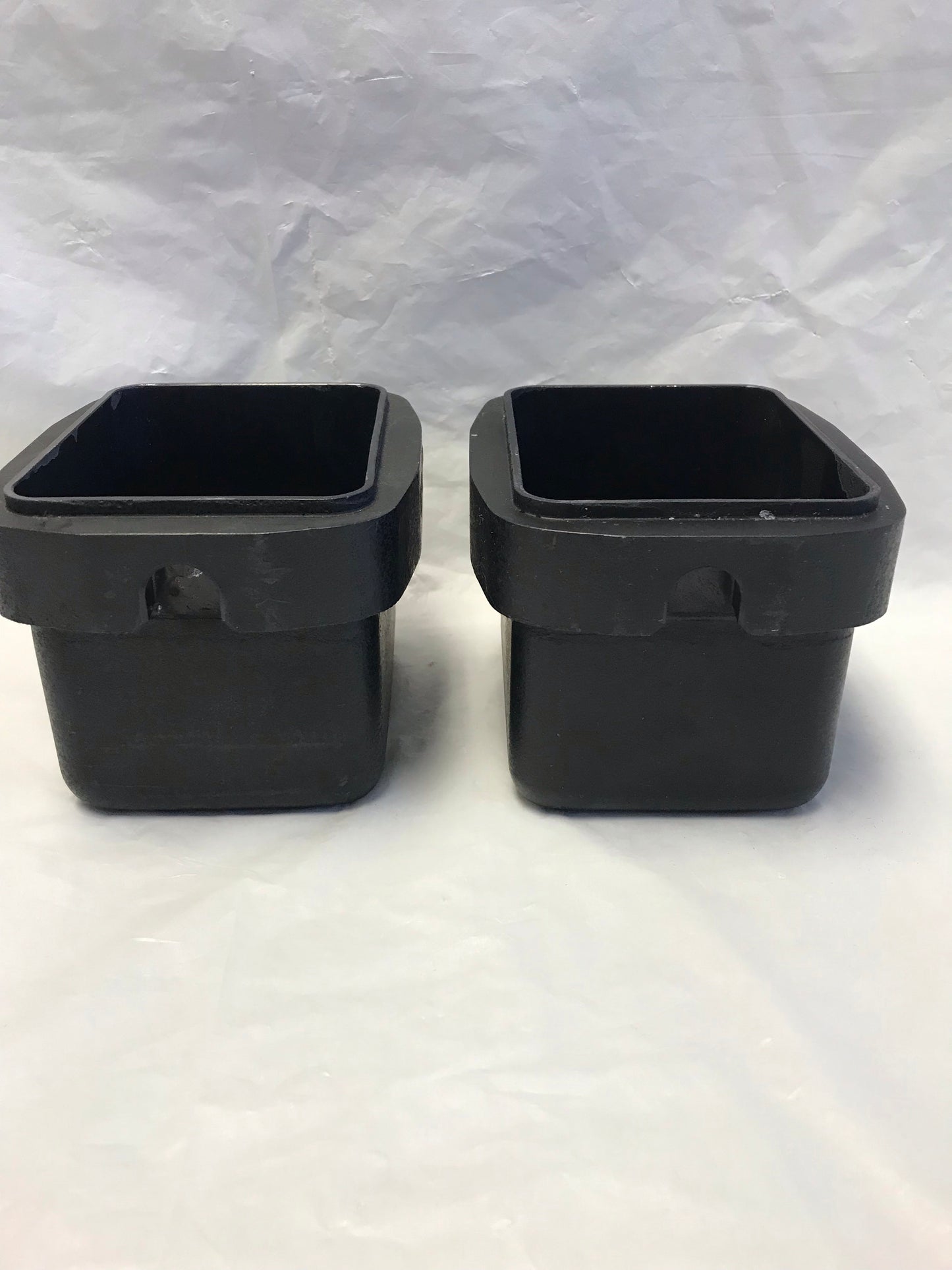 Pair of Dupont Sorvall Centrifuge Swing Rotor Bucket 11053