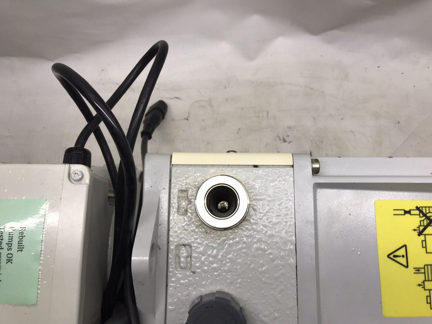 EDWARDS E2M30 Dual Stage Rotary Vane Vacuum Pump - TESTED warranty