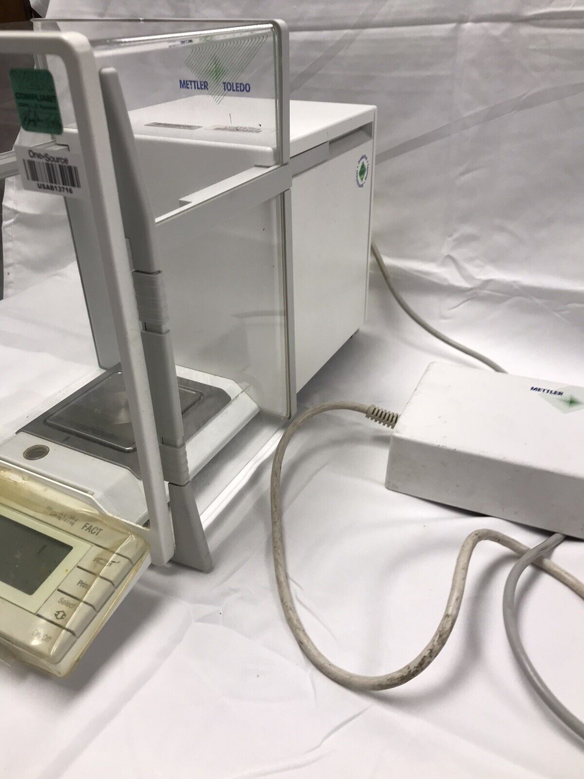 Mettler AT261 AT 261 digital scale balance analytical delta range 0.1mg Video warranty