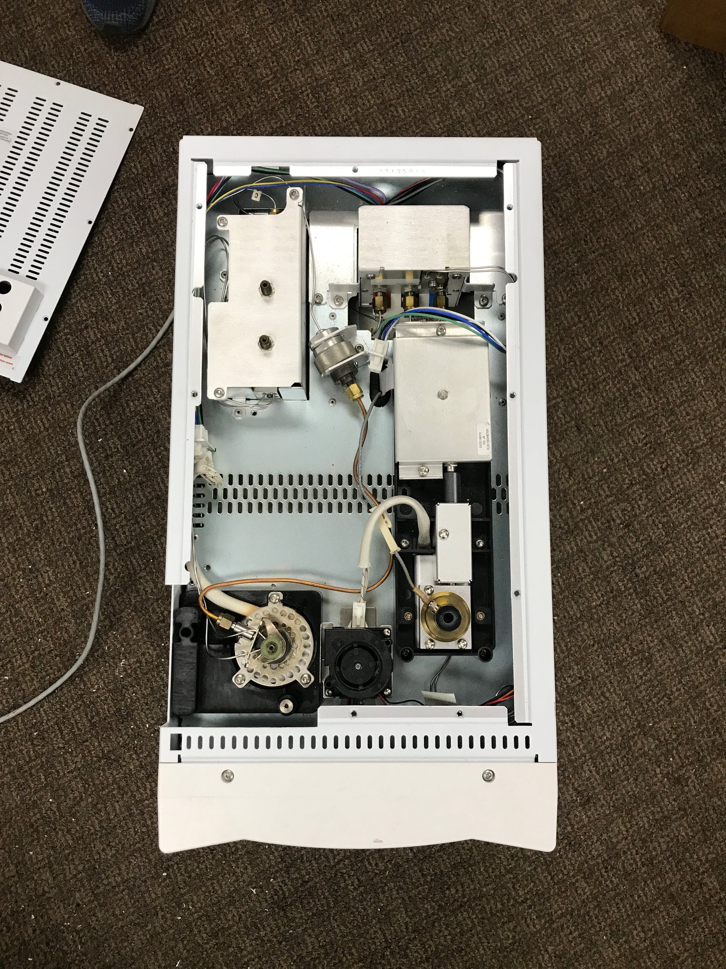 in1577-2 Agilent G2630 6850 Network GC System Gas Chromatograph FID  6850A CN11039006
